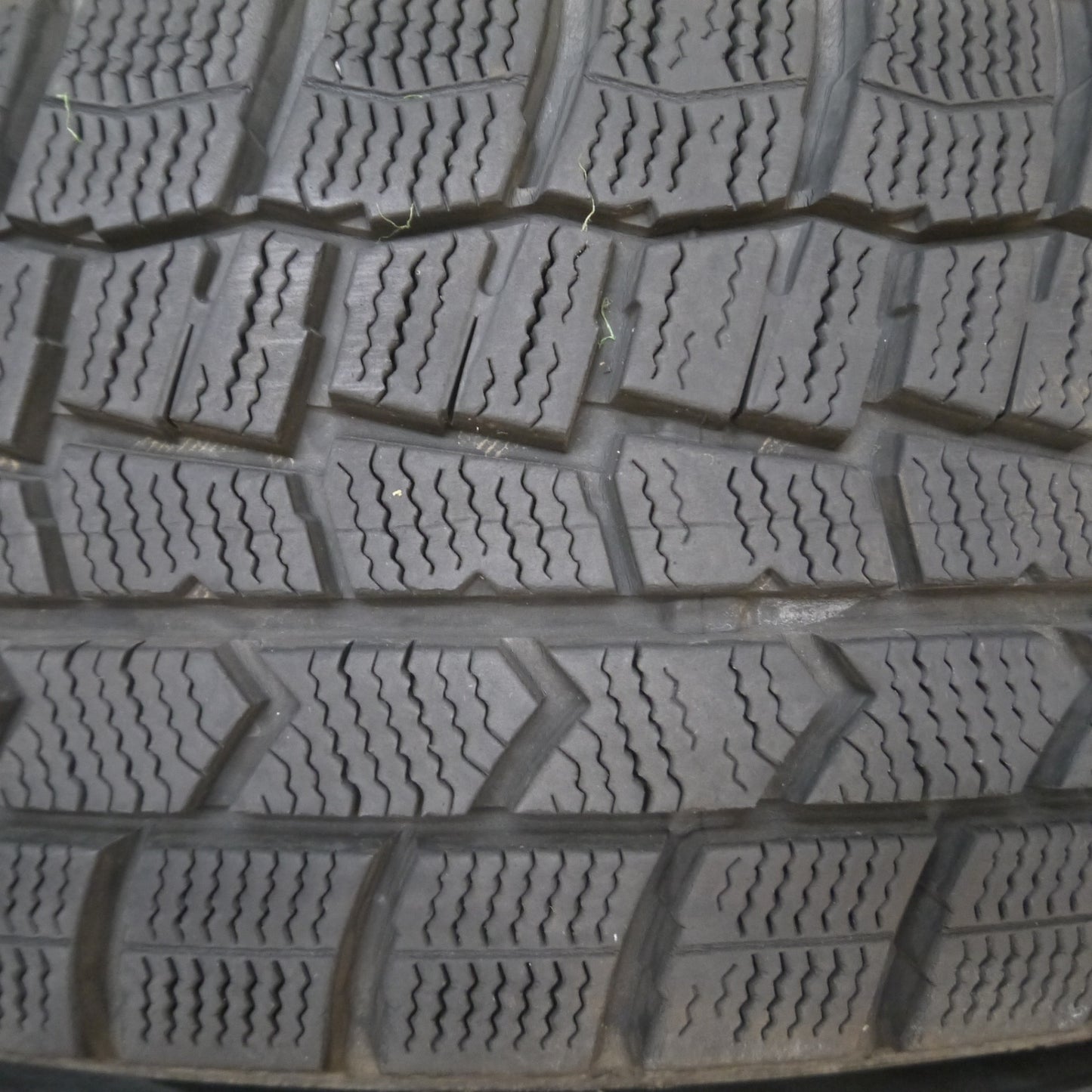 *送料無料* バリ溝！20年！9.5分★スタッドレス 185/60R15 ダンロップ ウインターマックス WM02 STRANGER ストレンジャー 15インチ PCD100/4H★4072202Hス