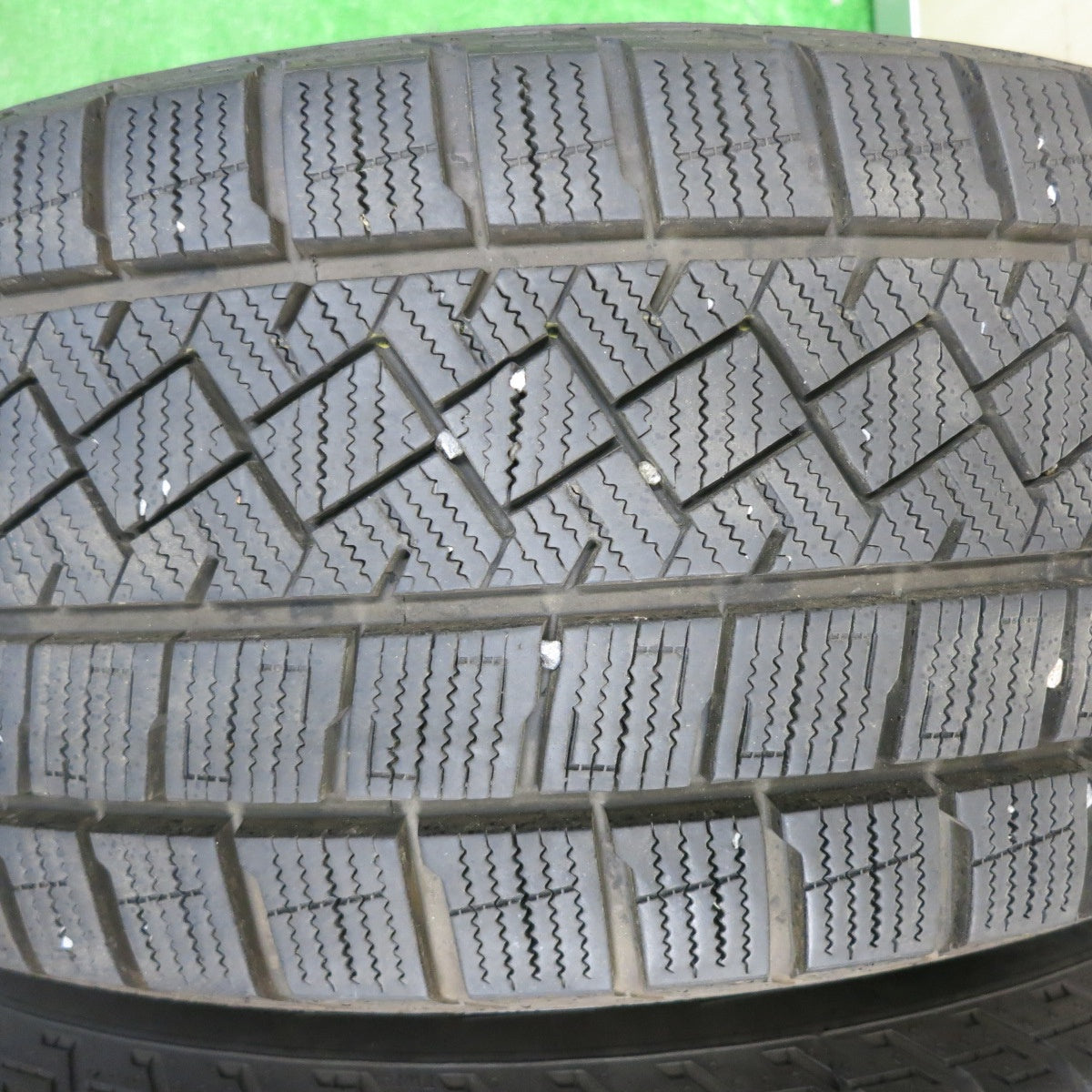 [送料無料] バリ溝！22年！8.5分★ボルボ 等 205/55R16 スタッドレス ピレリ ゼロ アシンメトリコ C-WORKS MS-1 16インチ PCD108/5H★4120613TNス