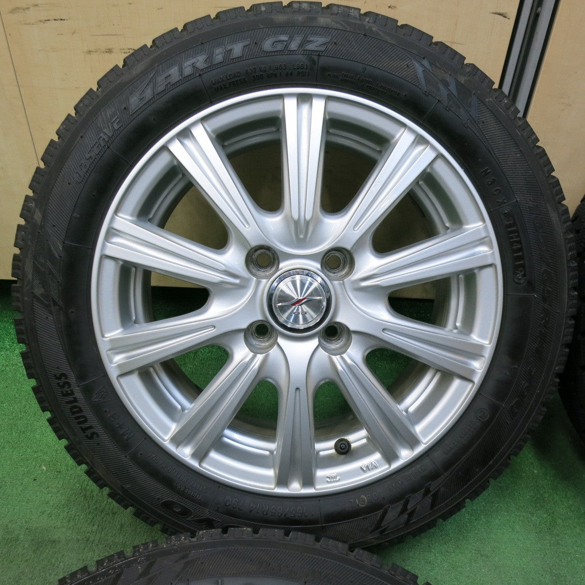 [送料無料] バリ溝！9分★スタッドレス 165/65R14 トーヨー オブザーブ ガリット GIZ JOKER ジョーカー 14インチ PCD100/4H★4121110SYス