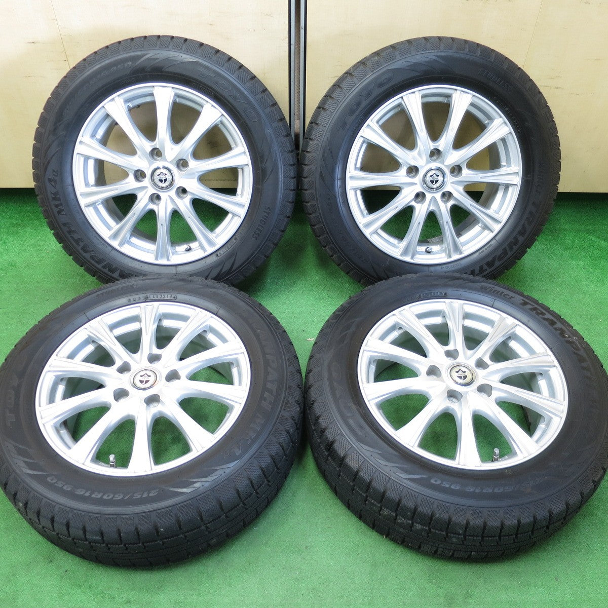 *送料無料* バリ溝！キレイ！9.5分★スタッドレス 215/60R16 トーヨー ウインタートランパス MK4α JOKER ジョーカー 16インチ PCD114.3/5H★4042206KMス