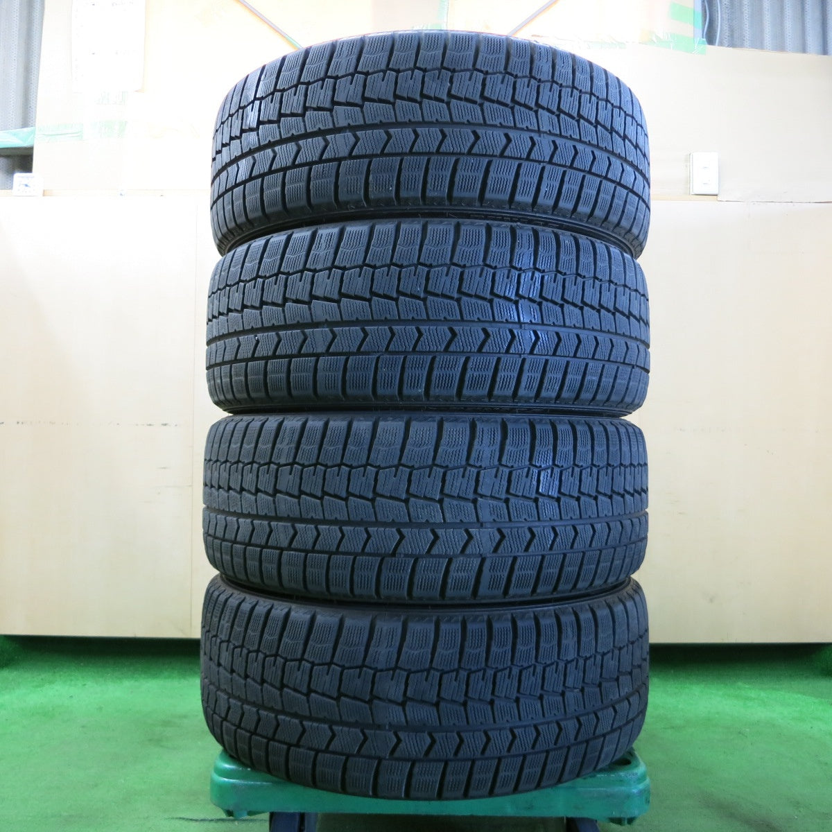 *送料無料* センサー付！バリ溝！9分★レジェンド等 Delmore 245/40R19 スタッドレス ダンロップ ウインターマックス WM02 デルモア PCD120/5H★4051405イス