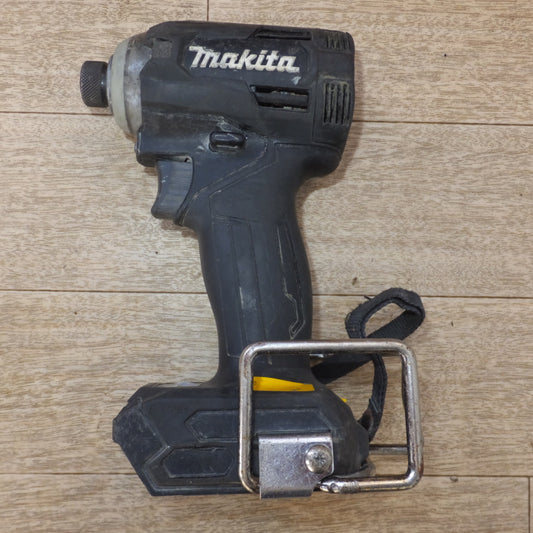 [送料無料] 現状品★マキタ makita 充電式インパクトドライバ TD001G 36V-40Vmax 本体のみ★