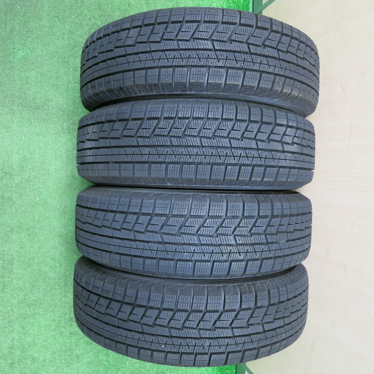 [送料無料] 超バリ溝！23年！キレイ！ほぼ10分★LOXARNY SPORT BADX 165/65R14 スタッドレス ヨコハマ アイスガード iG60 ロクサーニ 軽自動車 ハスラー 等 PCD100/4H★4121806NJス