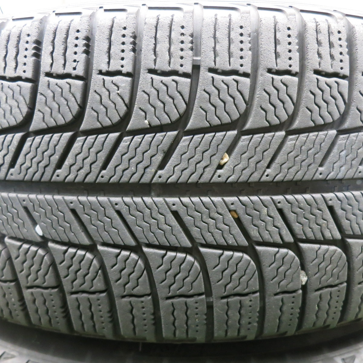 *送料無料* バリ溝！キレイ！8.5分★スタッドレス 215/60R17 ミシュラン X-ICE3+ STRANGER ストレンジャー 17インチ PCD114.3/5H★4033001NJス