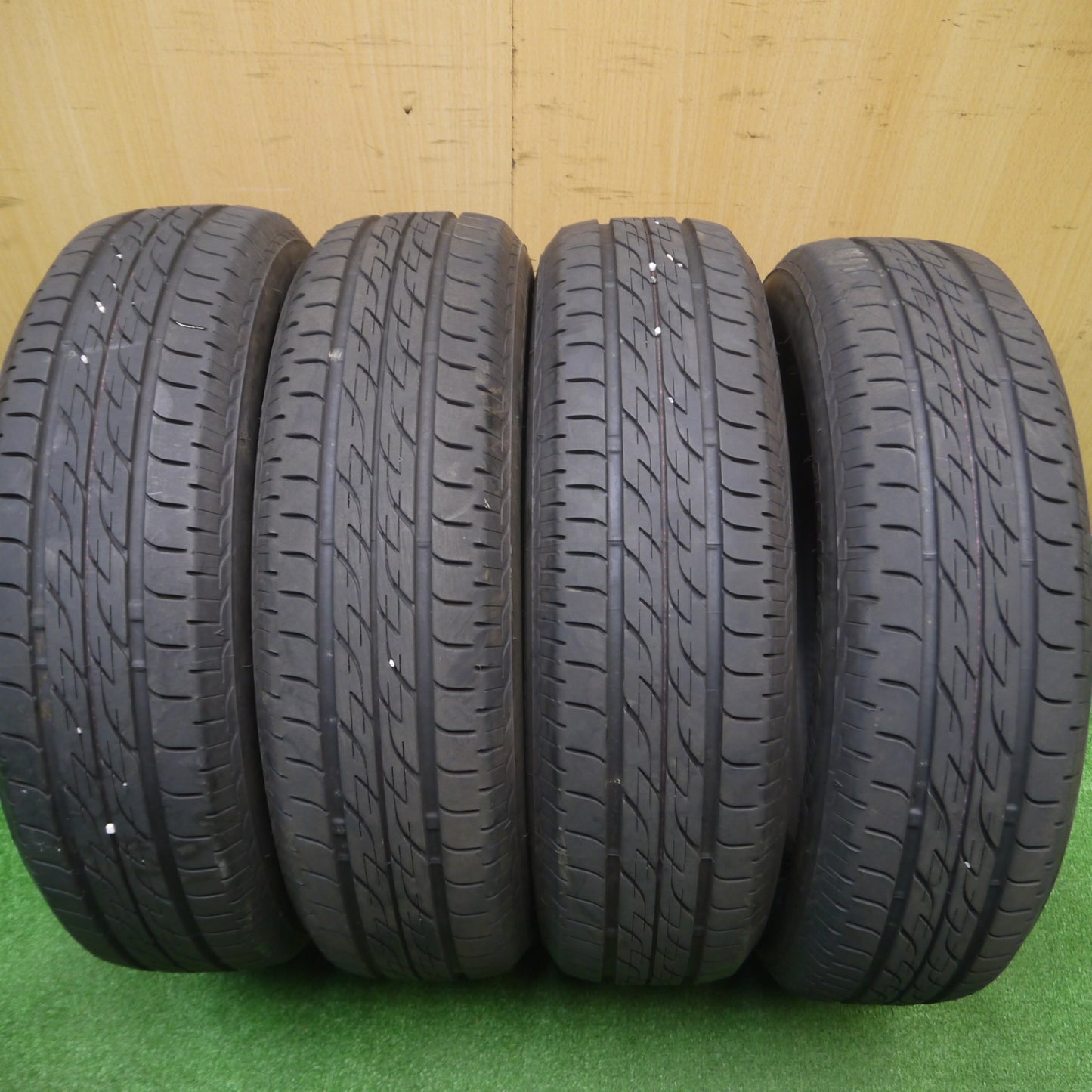 [送料無料] バリ溝！21年！9.5分以上★155/65R14 ブリヂストン ネクストリー エコピア タイヤ 14インチ ムーブ タント ワゴンR ミラ ラパン 等★4100407Hノタ