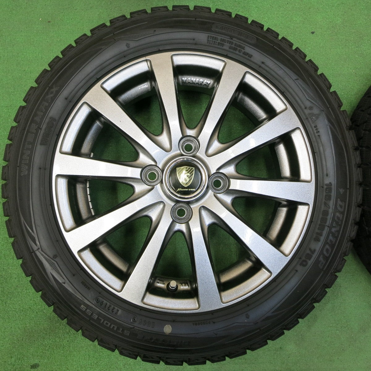 *送料無料* 超バリ溝！キレイ！ほぼ10分★スタッドレス 155/65R14 ダンロップ ウインターマックス WM01 MANARAY SPORT マナレイスポーツ PCD100/4H★4051003イス