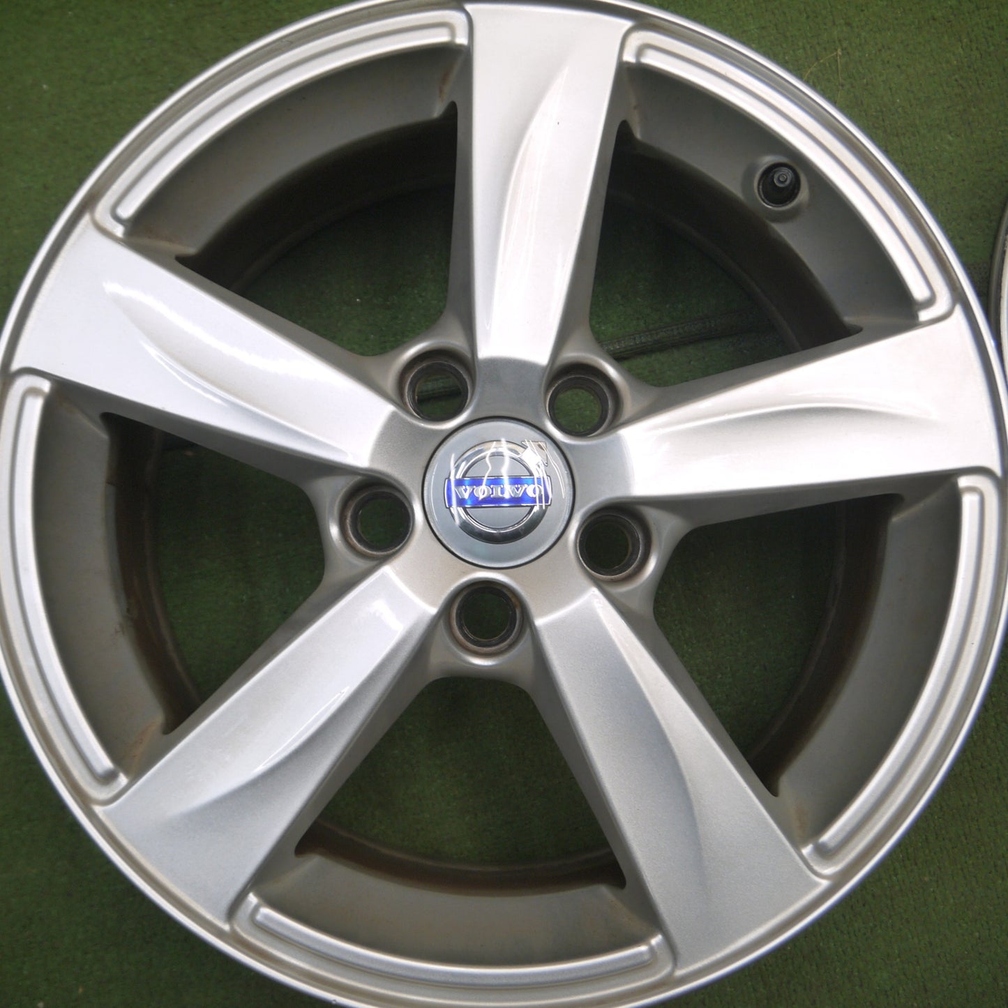 *送料無料* キレイ★ボルボ V40 純正 ホイール 16インチ 16×7J PCD108/5H★4041206Hホ