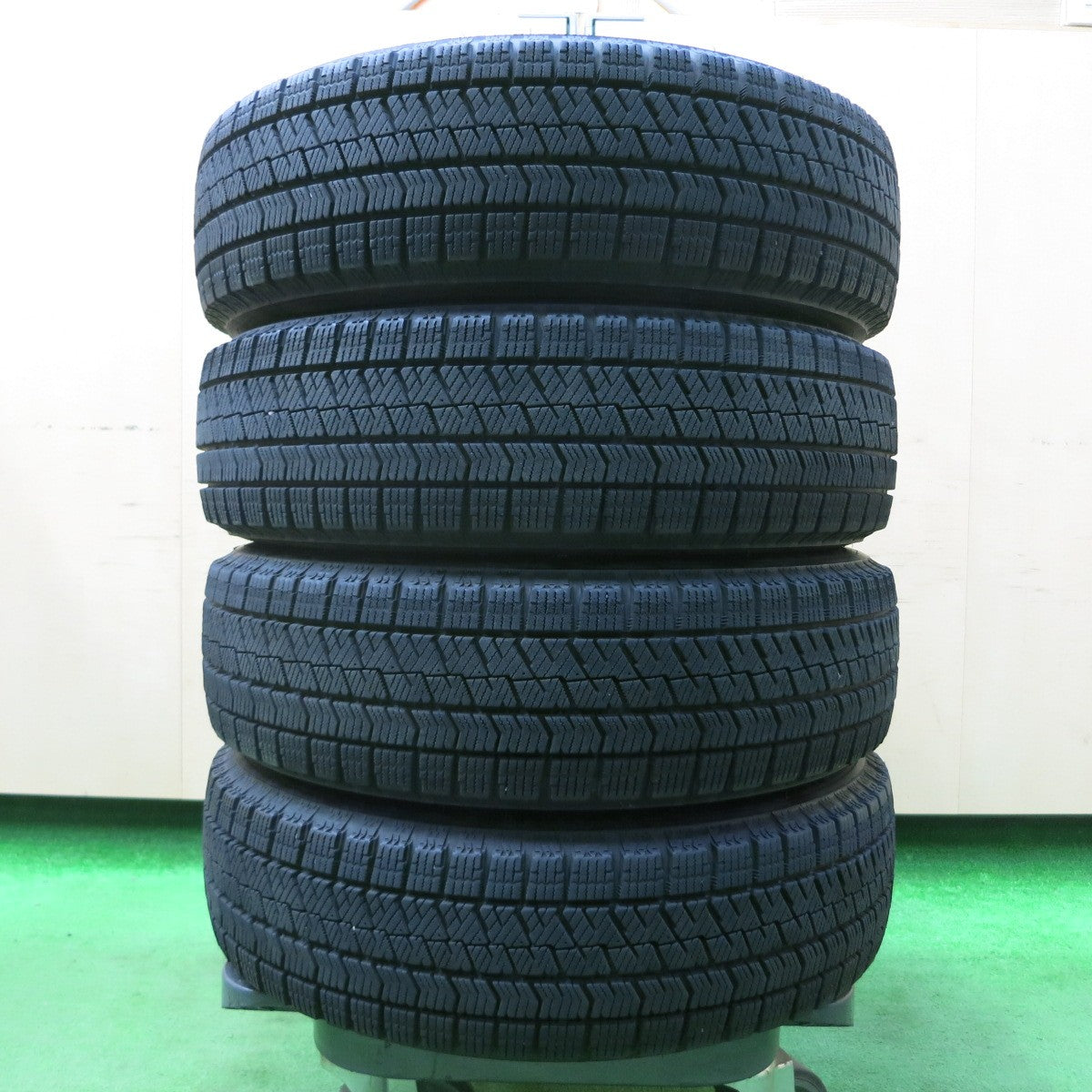 *送料無料* バリ溝！21年！キレイ！8.5分★スタッドレス 155/65R14 ブリヂストン ブリザック VRX2 SPORT ABELIA  14インチ PCD100/4H★4042705イス