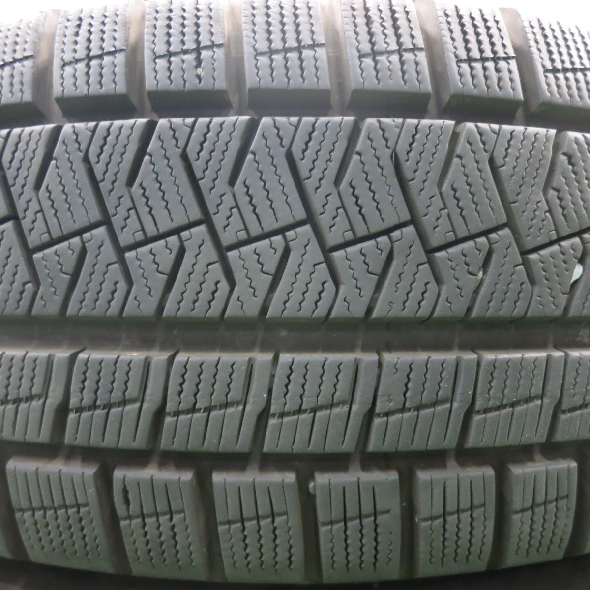 *送料無料* バリ溝！20年！キレイ！9分★スタッドレス 215/50R17 ピレリ アイスアシンメトリコ TIRADO Eta LA STRADA PCD114.3/5H★4050506HAス