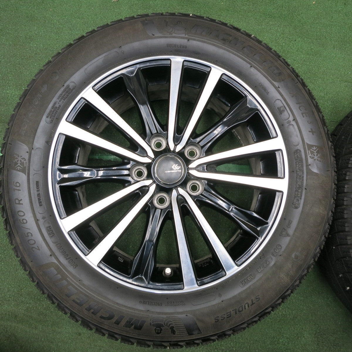 *送料無料* バリ溝！9.5分★スタッドレス 205/60R16 ミシュラン X-ICE3+ CEREBRO セレブロ 16インチ PCD114.3/5H★4032101NJス