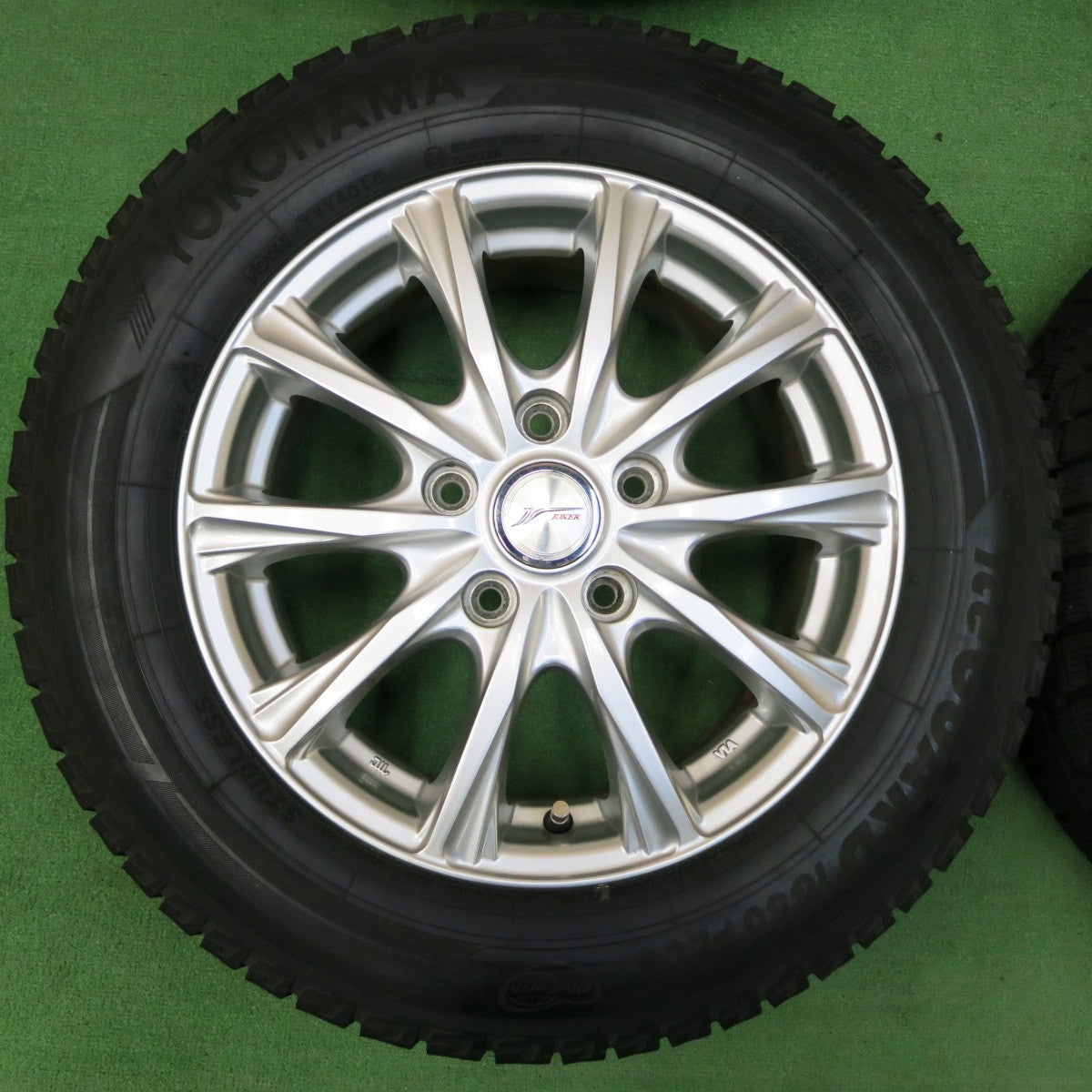 *送料無料* バリ溝！キレイ！ほぼ10分★スタッドレス 195/65R15 ヨコハマ アイスガード iG50 プラス JOKER ジョーカー 15インチ PCD114.3/5H★4050108イス