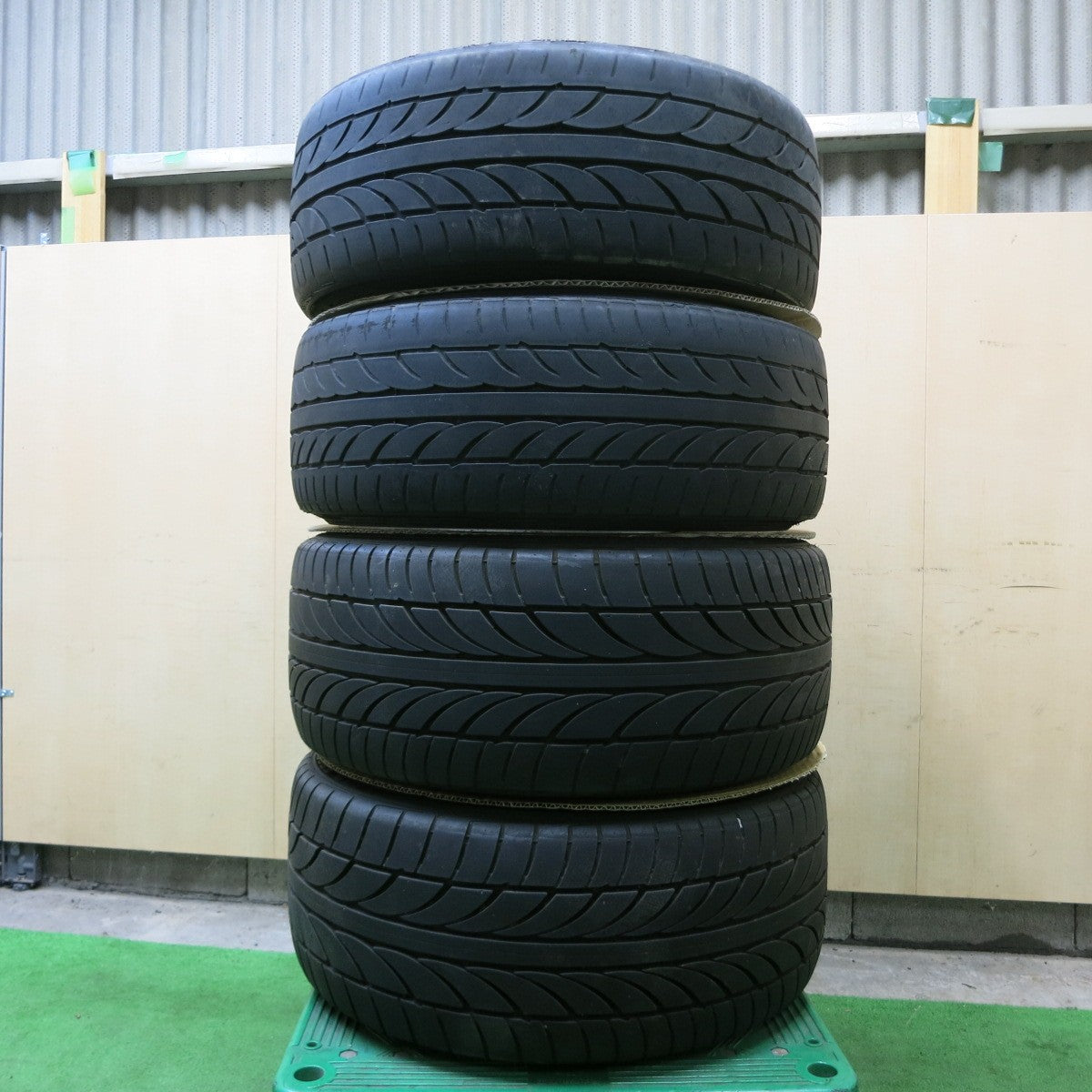 [送料無料] バリ溝！9.5分★TRAFFICSTAR RTS 225/35R20 245/35R20 ATR SPORT トラフィックスター 20インチ PCD114.3/5H★4100901ナノ