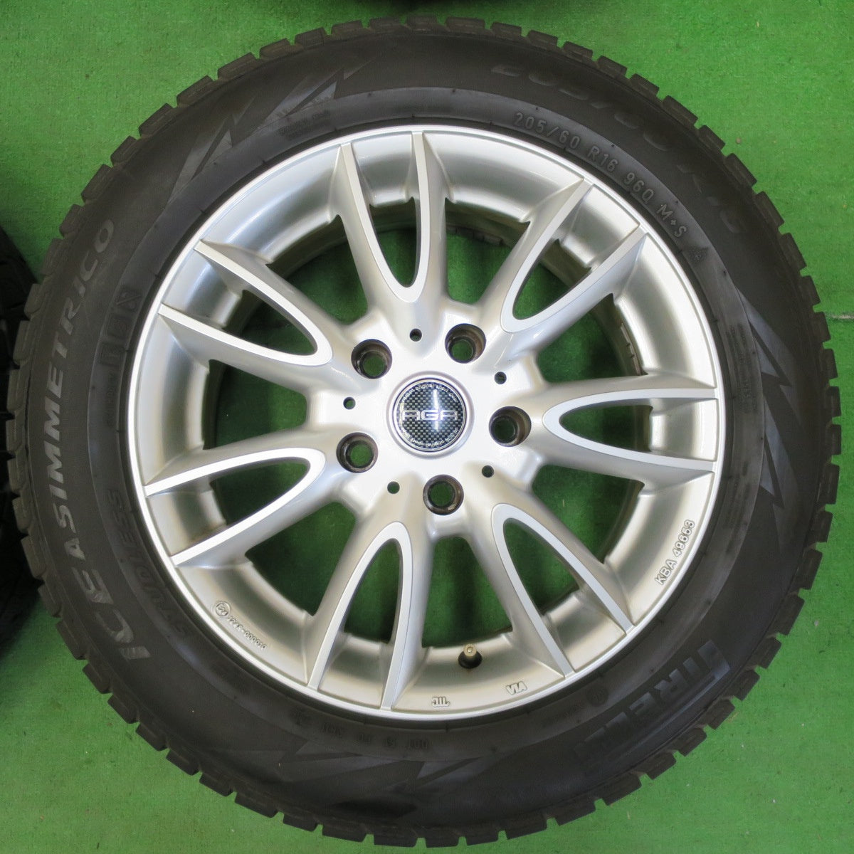 *送料無料* キレイ★MINI ミニ 等 MAK LUFT KBA49653 AGA 205/60R16 スタッドレス ピレリ アイスアシンメトリコ PCD120/5H★4060703イス