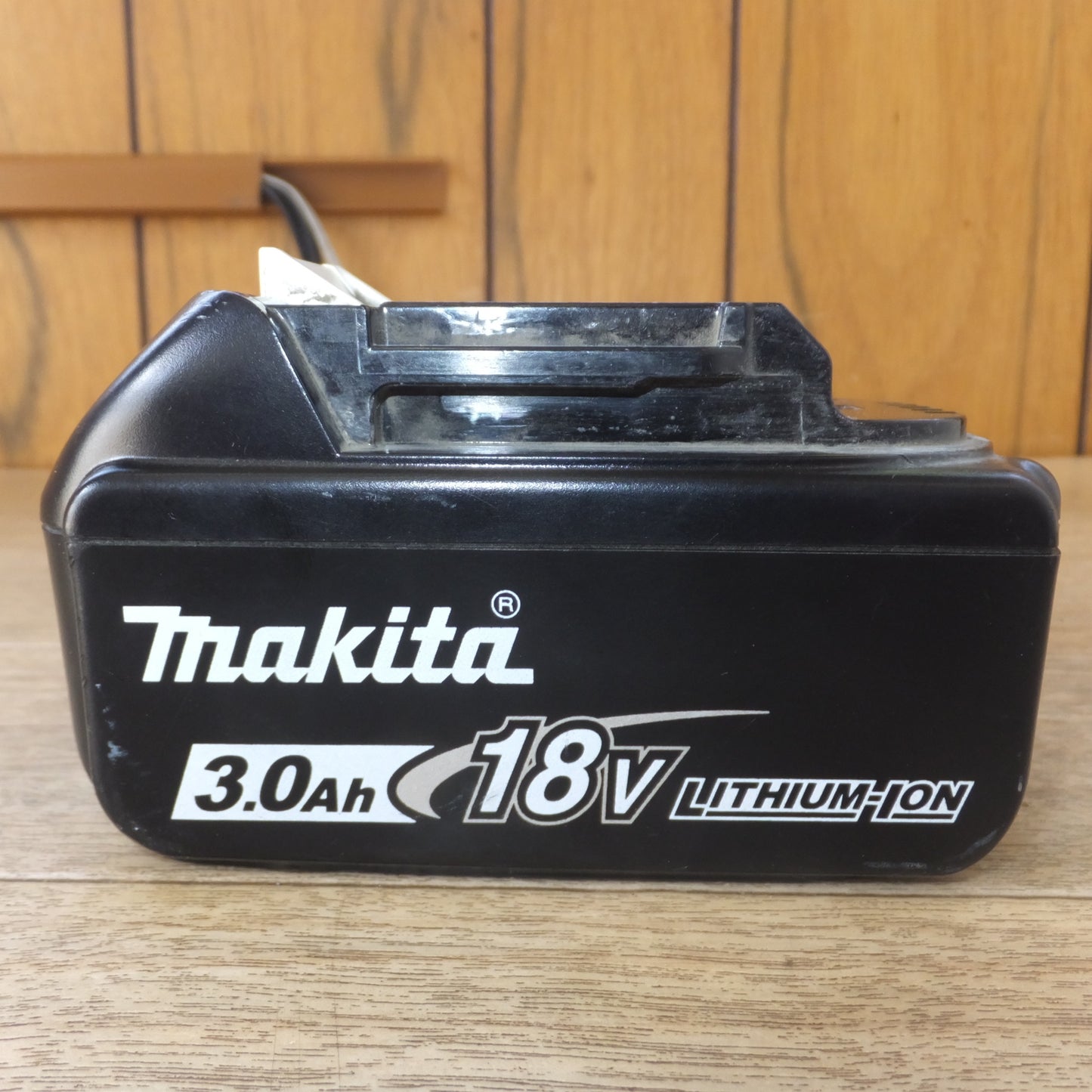 [送料無料] ★マキタ makita バッテリ BL1830B　DC18V 3.0Ah 54Wh Li-ion20★