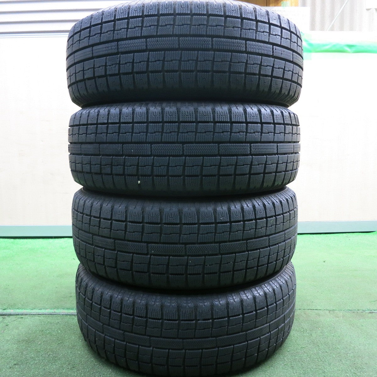 *送料無料* 4本価格★スタッドレス 195/65R15 トーヨー ガリット G5 VELVA ヴェルヴァ 15インチ PCD114.3/5H★4052304HAス