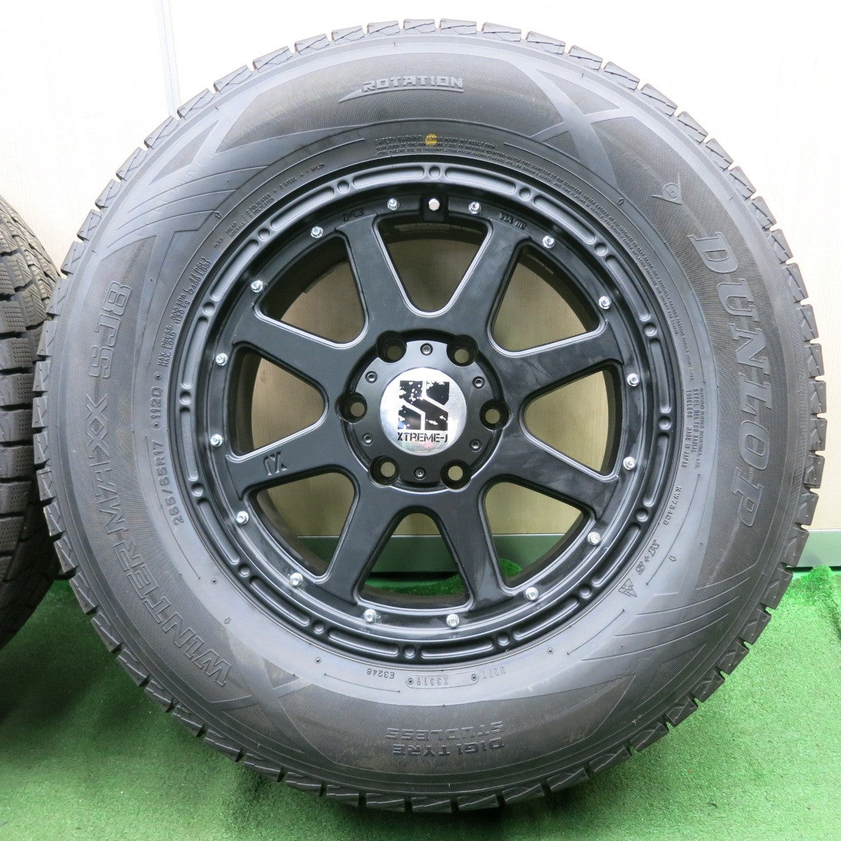 *送料無料* バリ溝！キレイ！9.5分★スタッドレス XTREME-J 265/65R17 ダンロップ ウインターマックス SJ8 エクストリームJ 17インチ PCD139.7/6H★4062201NJス