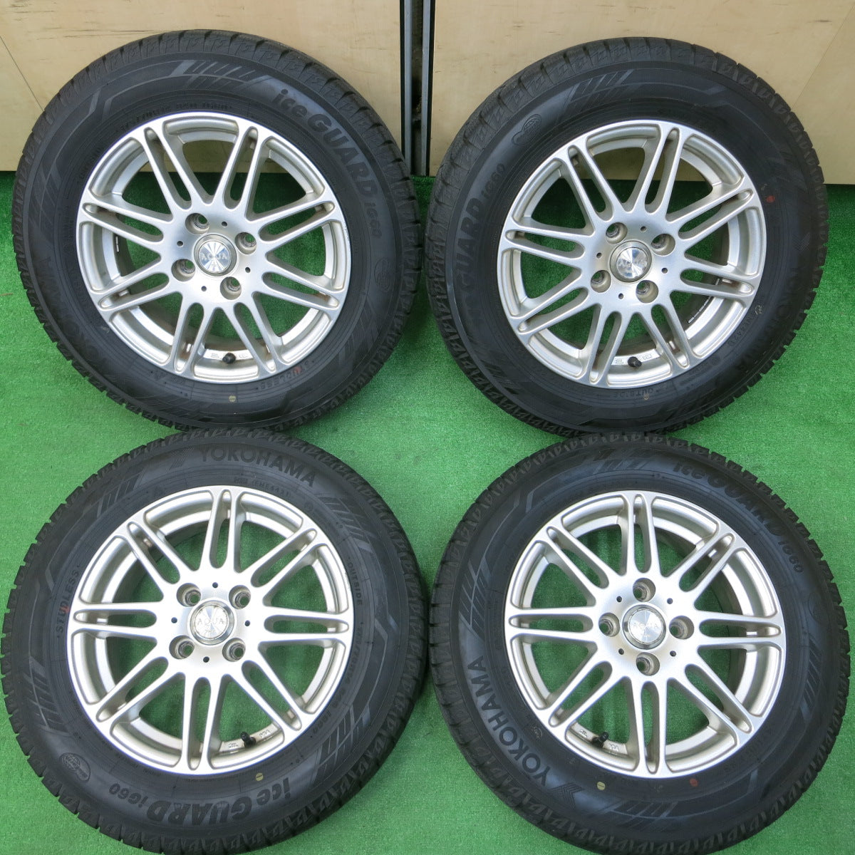 *送料無料*バリ溝！21年！9.5分★スタッドレス 175/70R14 ヨコハマ アイスガード iG60 AQUA TWS アクア 14インチ PCD100/4H★3121903イス