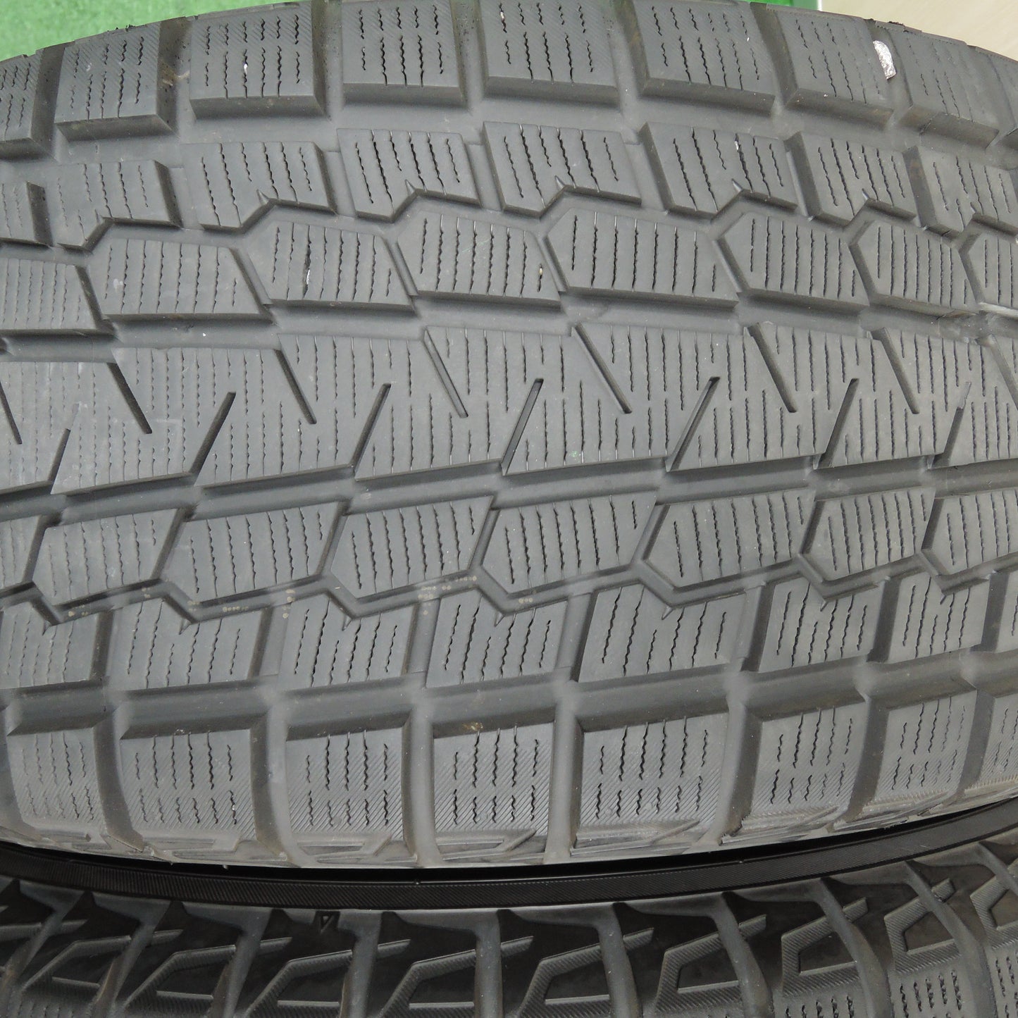 *送料無料*バリ溝！20年！キレイ！9分★ジープ 等 XTREME-J XJ04 285/60R18 スタッドレス ヨコハマ アイスガード G075 18インチ PCD127/5H★3112101TNス