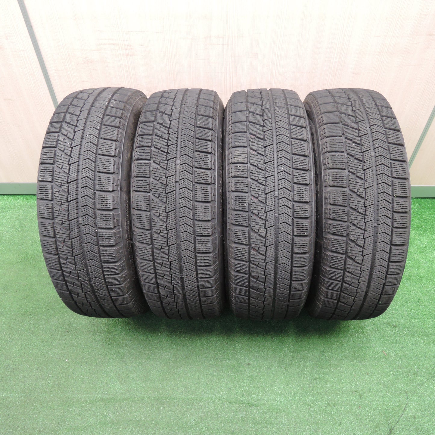 *送料無料*バリ溝！19年！キレイ！9分★スタッドレス 195/65R15 ブリヂストン ブリザック VRX Fang ファング 15インチ PCD114.3/5H★3112409TNス