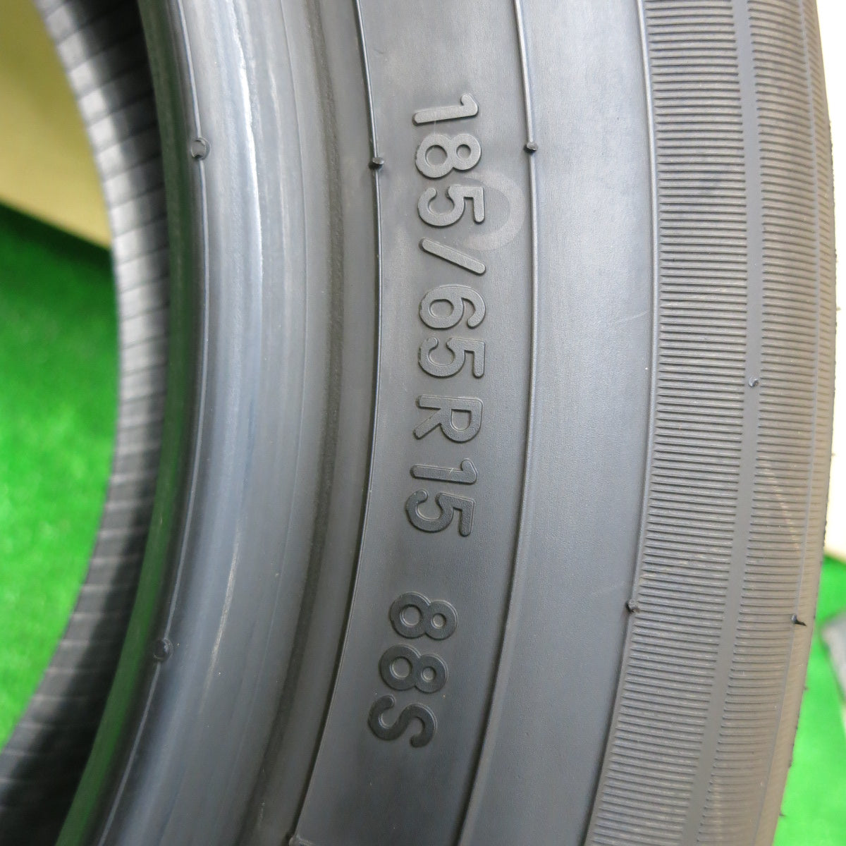 *送料無料*新車外し！23年★185/65R15 トーヨー ナノエナジー J67 タイヤ 15インチ アクア フィールダー シエンタ フリード ノート 等★3120611イノタ