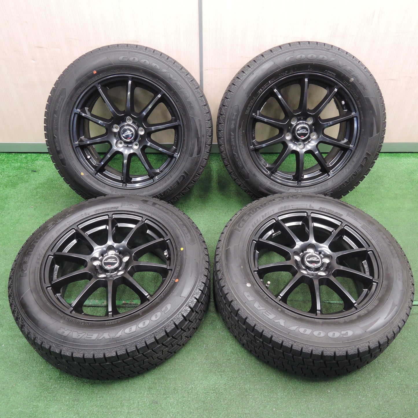 *送料無料*バリ溝！21年！キレイ！9.5分★スタッドレス 225/65R17 グッドイヤー アイスナビ SUV SCHNEIDER MiD シュナイダー 17インチ PCD114.3/5H★3111704NJス