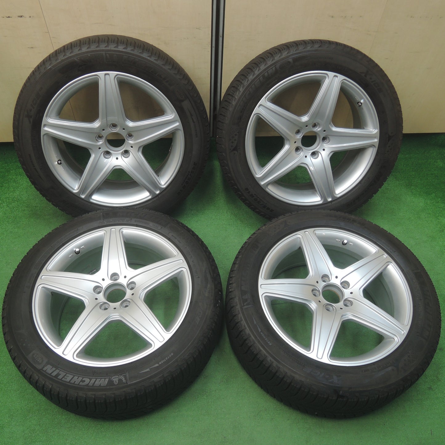 *送料無料* キレイ★ベンツ 等 AGA TARGA 245/50R18 スタッドレス ミシュラン X-ICE XI3 18インチ PCD112/5H★4020904SYス