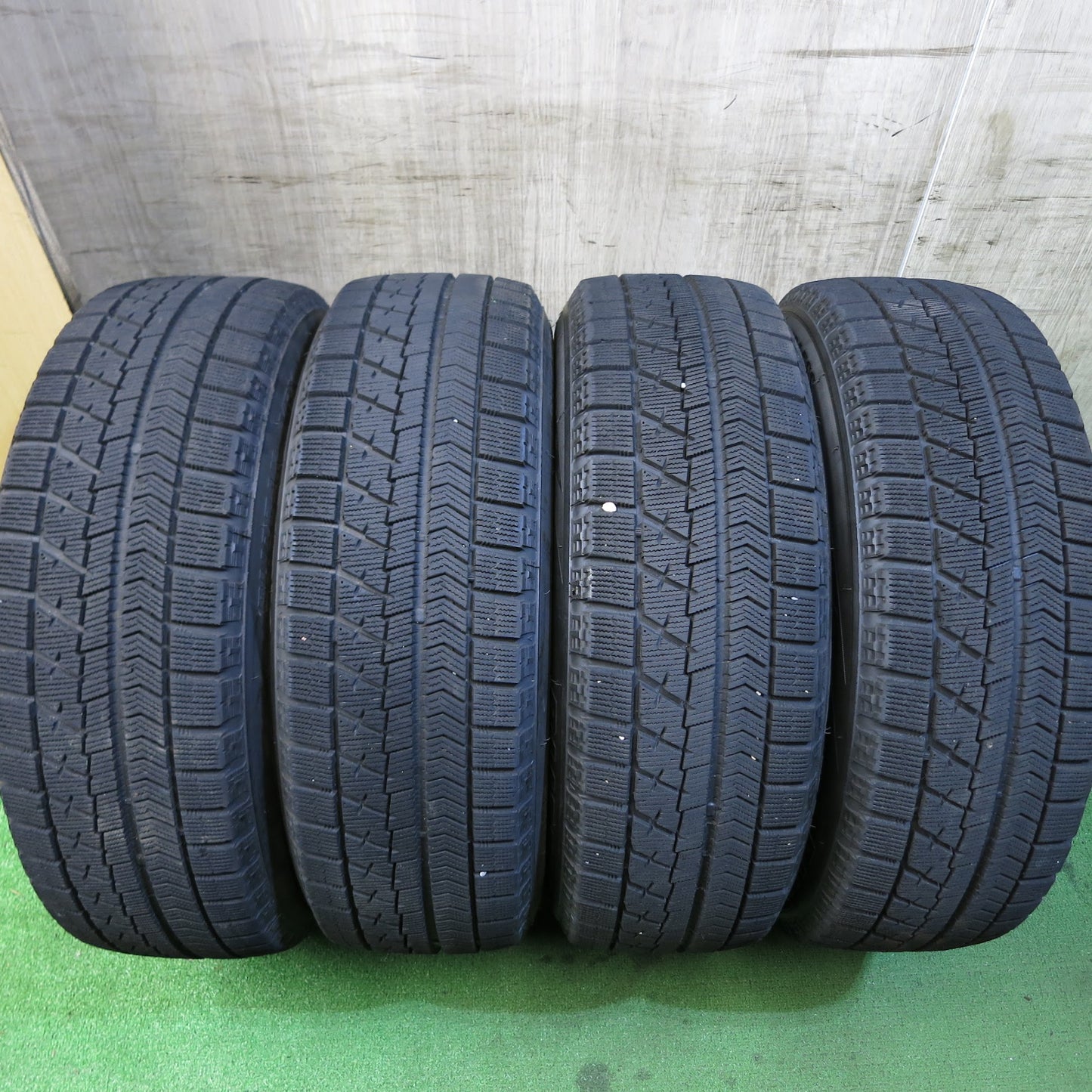 [送料無料]キレイ！20年★スタッドレス 195/65R15 ブリヂストン ブリザック VRX ECO FORME エコフォルム 15インチ PCD114.3/5H★3061308Hス