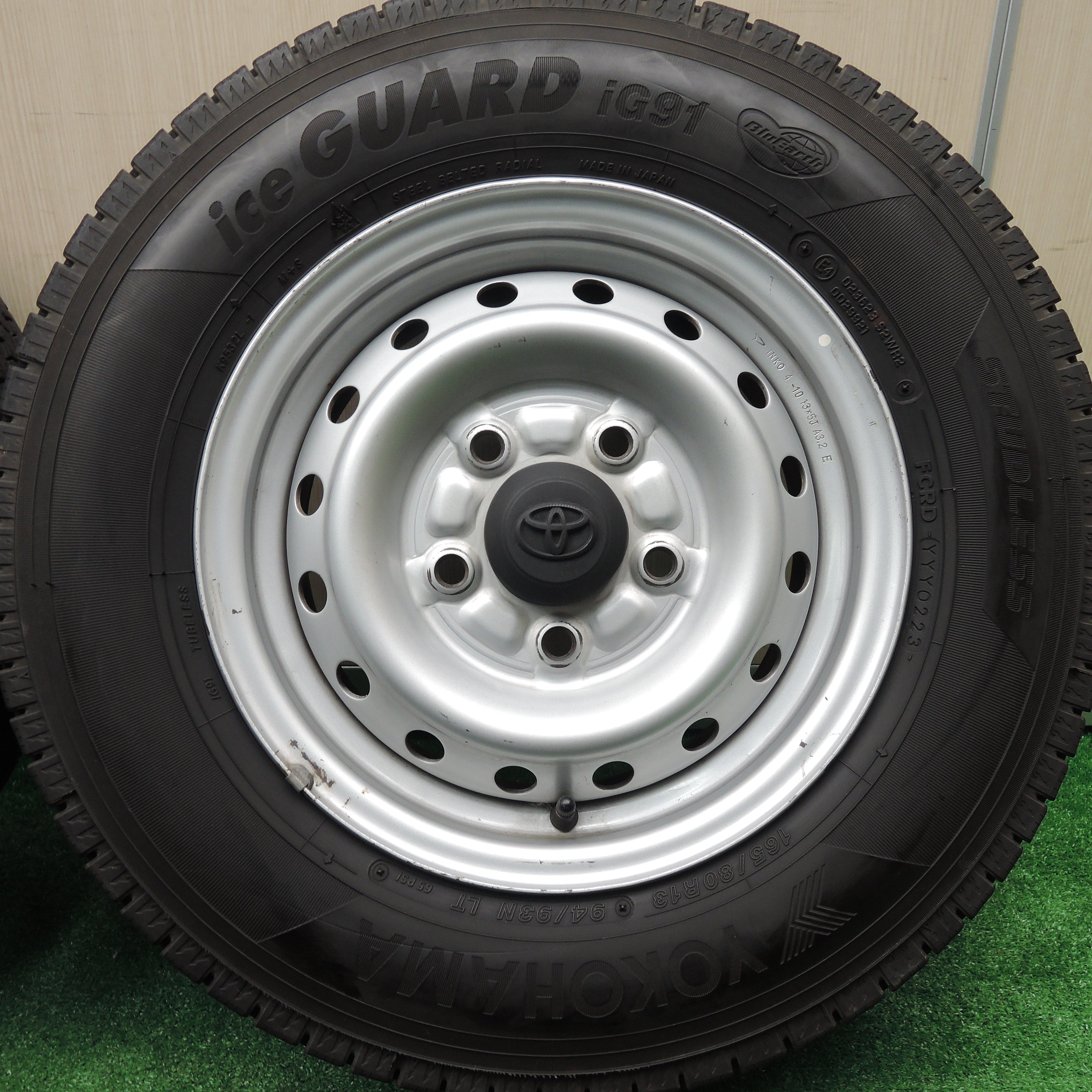 送料無料*バリ溝！23年！9.5分☆トヨタ タウンエース 純正 スチール 165/80R13 94/93N スタッドレス ヨコハマ アイス |  名古屋/岐阜の中古カー用品・工具の買取/販売ならガレージゲット