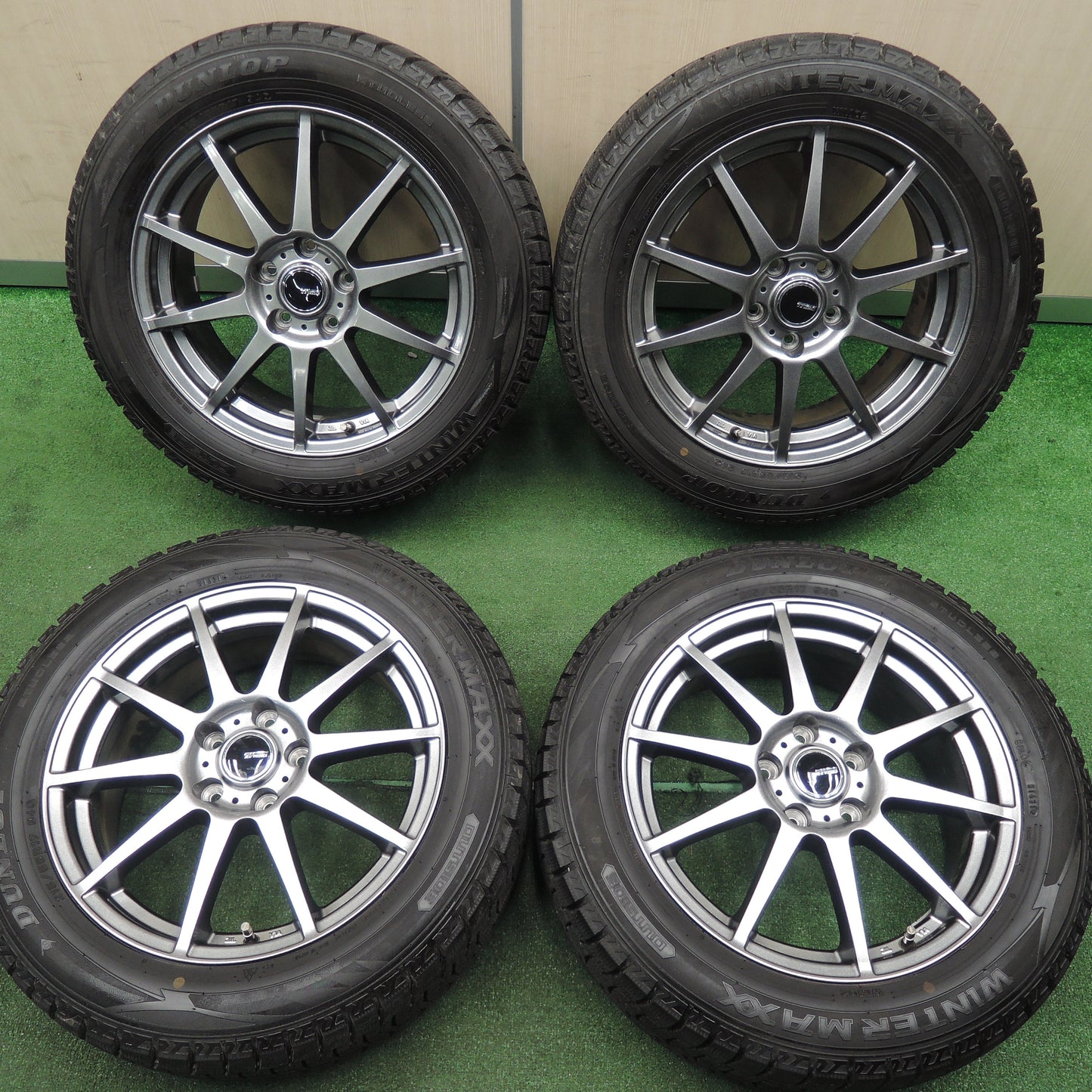 *送料無料*バリ溝！21年！キレイ！9分★スタッドレス 215/55R17 ダンロップ ウインターマックス WM02 Ti WHEELS 17インチ PCD114.3/5H★3120106TNス