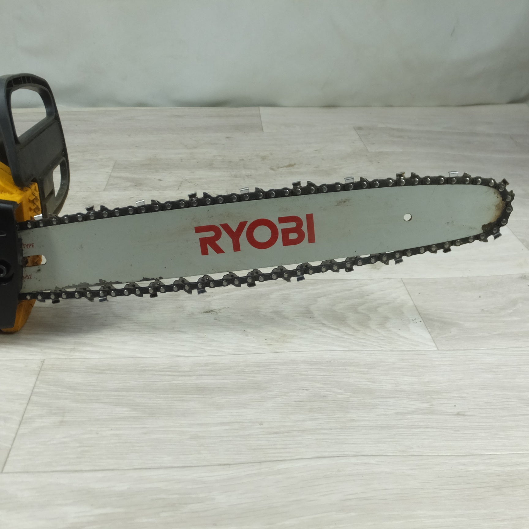 [送料無料] ◆RYOBI リョービ 京セラ チェンソー CS-3605 切断機 チェーンソー 電動工具 100V◆