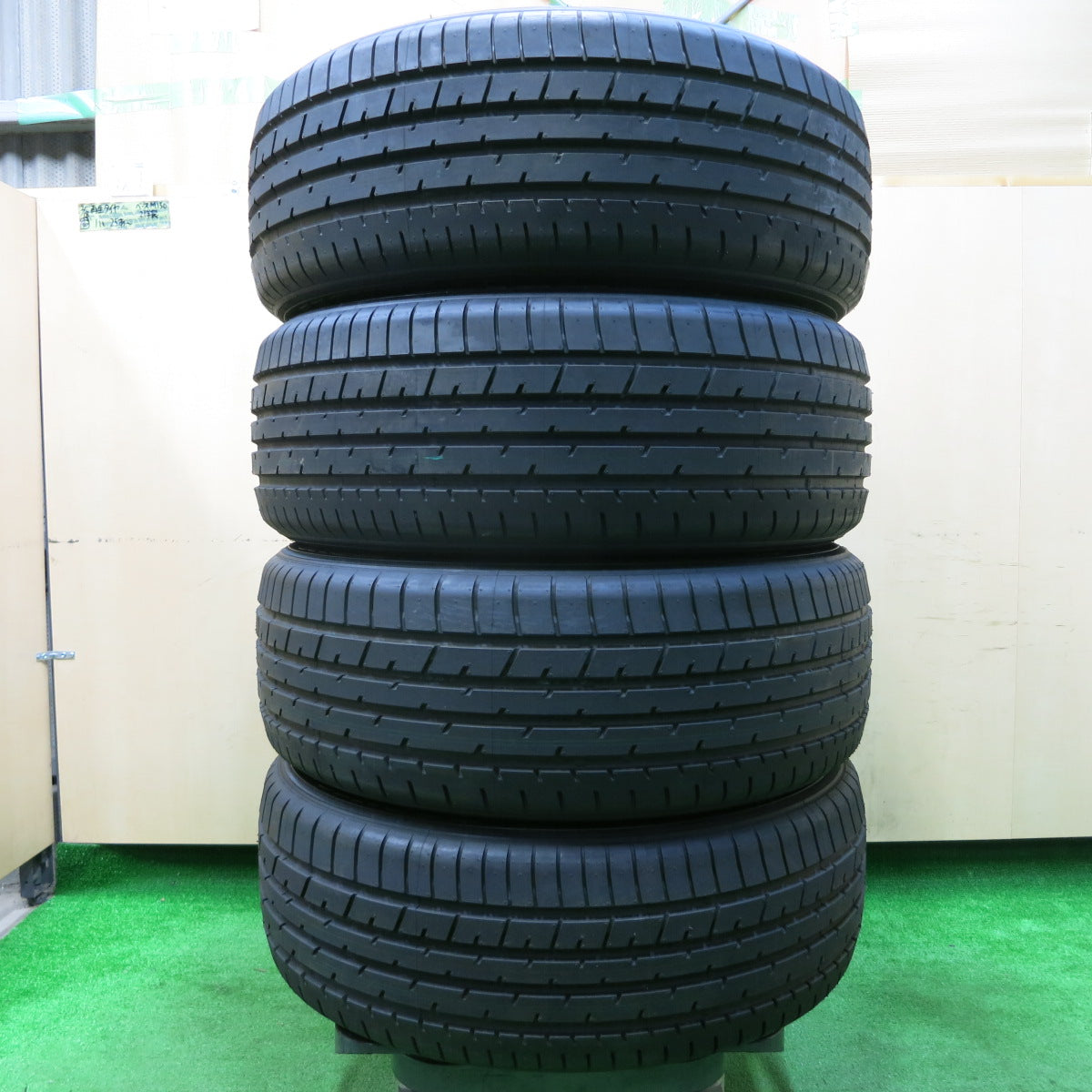 *送料無料*新車外し！19年★225/55R19 トーヨー プロクセス R46 タイヤ 19インチ ハリアー アルファード ヴェルファイア等★3120205イノタ