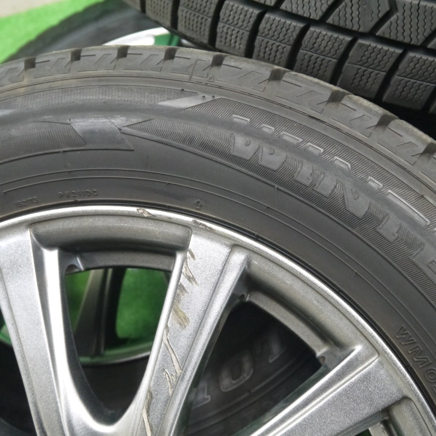 [送料無料]バリ溝！キレイ！9.5分★スタッドレス 205/65R16 ダンロップ ウインターマックス WM02 Claire クレール インターミラノ PCD114.3/5H★3062303Iス