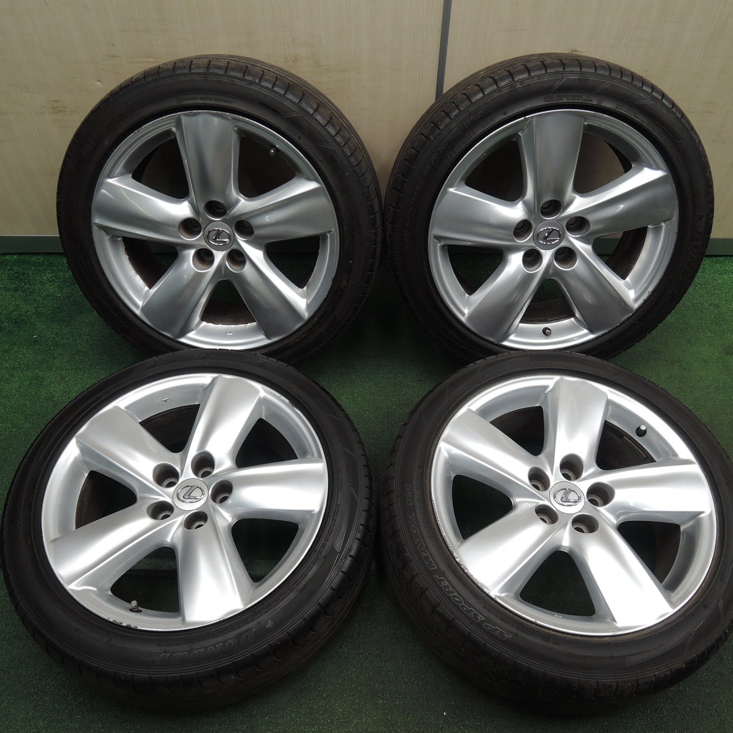 *送料無料* バリ溝！8.5分★レクサス LS460 バージョンS 純正 245/45R19 ダンロップ SPスポーツマックス 050 19インチ PCD120/5H★4020311HAノ