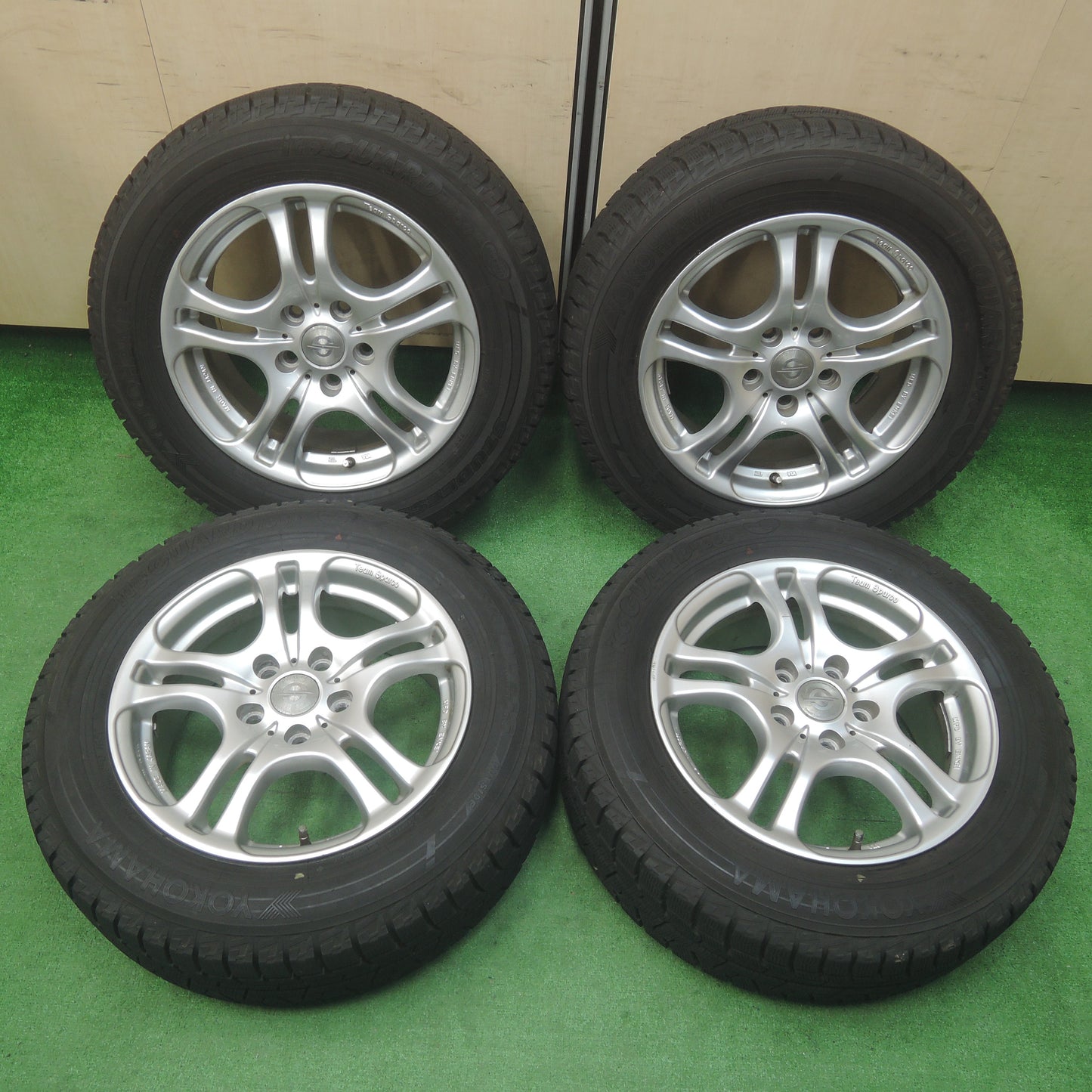 *送料無料*バリ溝！キレイ！ほぼ10分★スタッドレス 215/60R16 Team Sparco ENKEI ヨコハマ アイスガード iG50 16インチ エンケイ PCD114.3/5H★3121305SYス