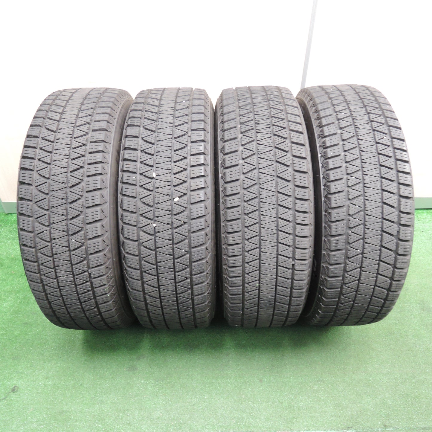 *送料無料*バリ溝！20年！キレイ！8.5分★スタッドレス 225/65R17 ブリヂストン ブリザック DM-V3 G-SPEED Gスピード 17インチ PCD114.3/5H★3120810TNス