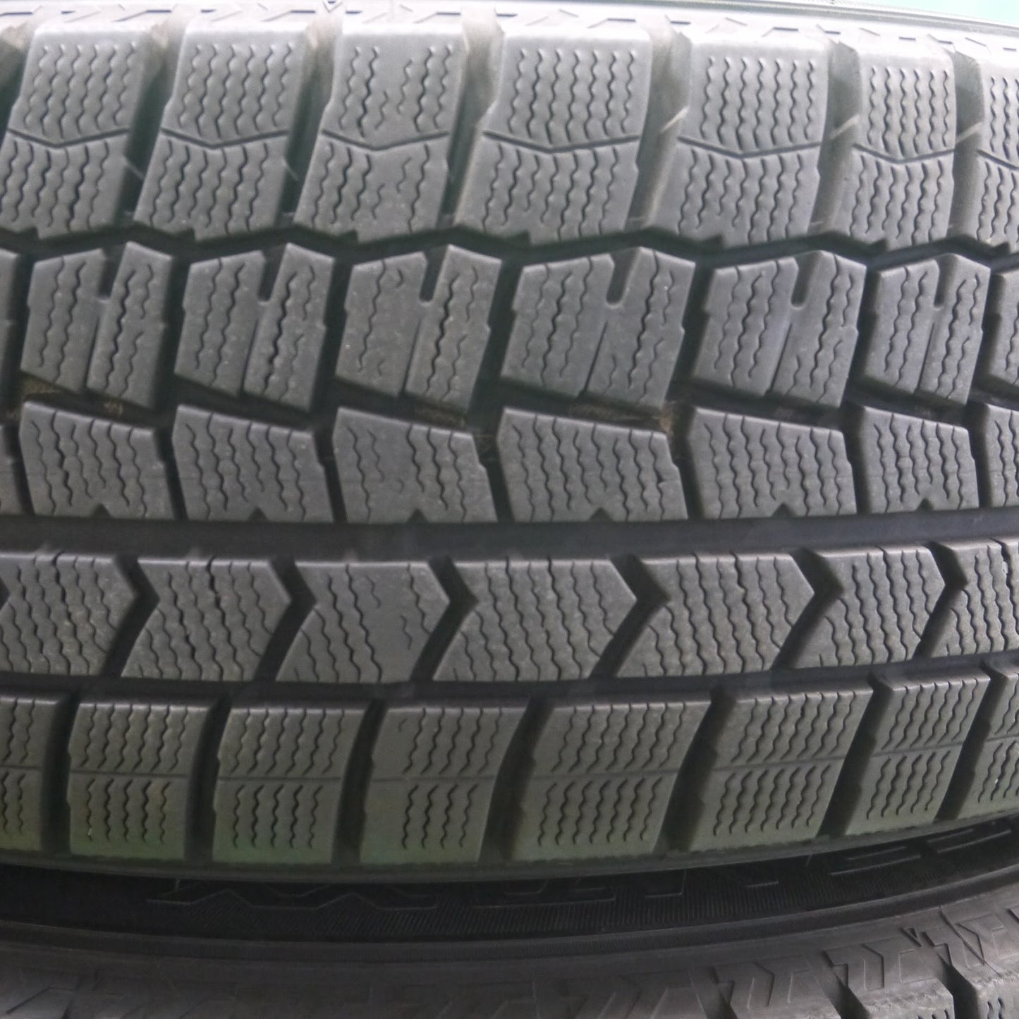 [送料無料]バリ溝！キレイ！9.5分★スタッドレス 205/65R16 ダンロップ ウインターマックス WM02 Claire クレール インターミラノ PCD114.3/5H★3062303Iス