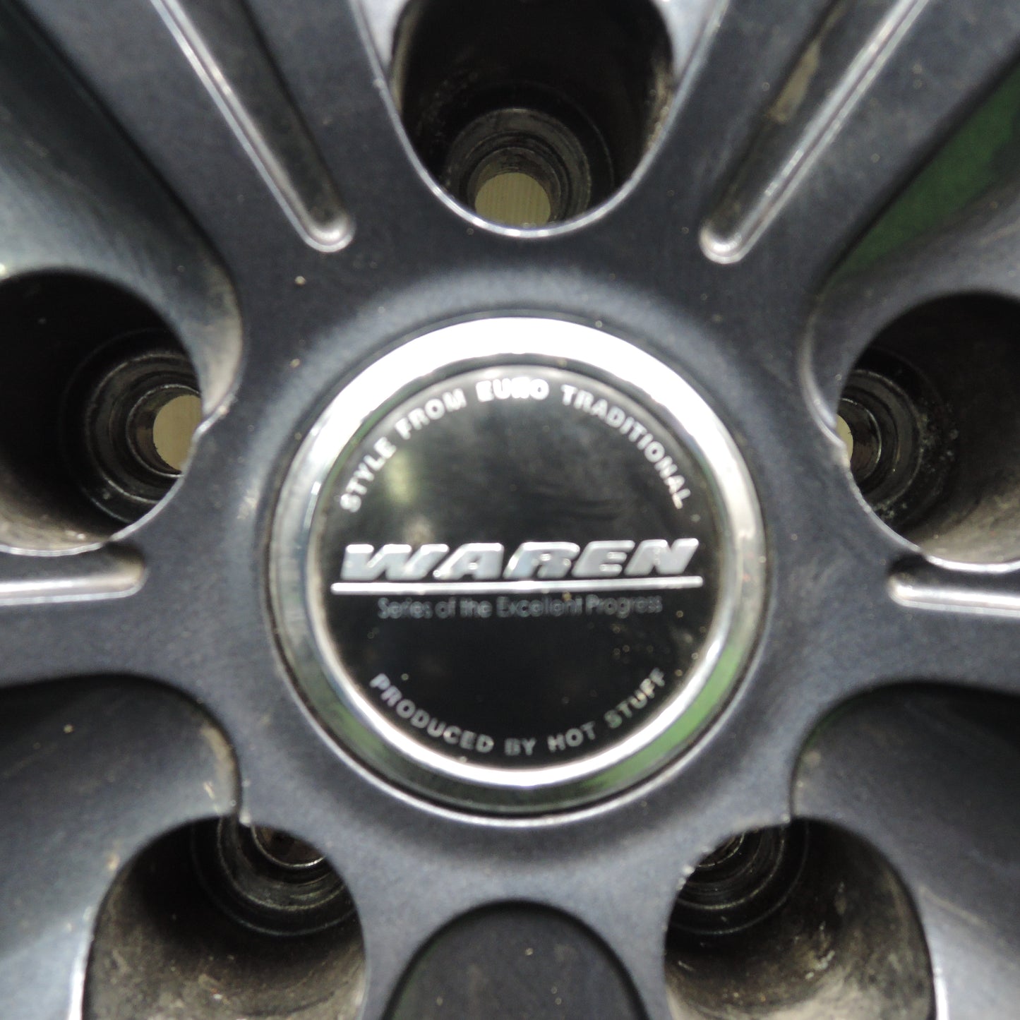 *送料無料*バリ溝！22年！ほぼ10分★スタッドレス 225/60R17 ダンロップ ウインターマックス WM02 WAREN ヴァーレン 17インチ PCD114.3/5H★3112303HAス