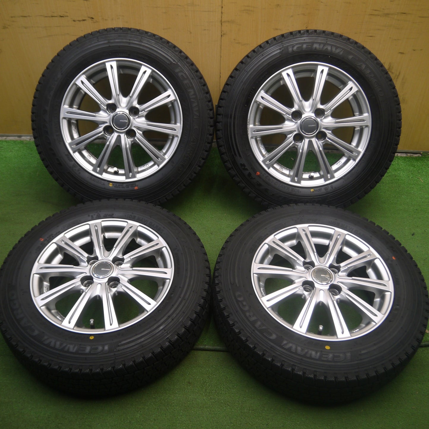 *送料無料* バリ溝！22年！キレイ！ほぼ10分★スタッドレス 155/80R14 88/86N グッドイヤー アイスナビ カーゴ MiLLOUS ミルアス 14インチ PCD100/4H★4021913Hス