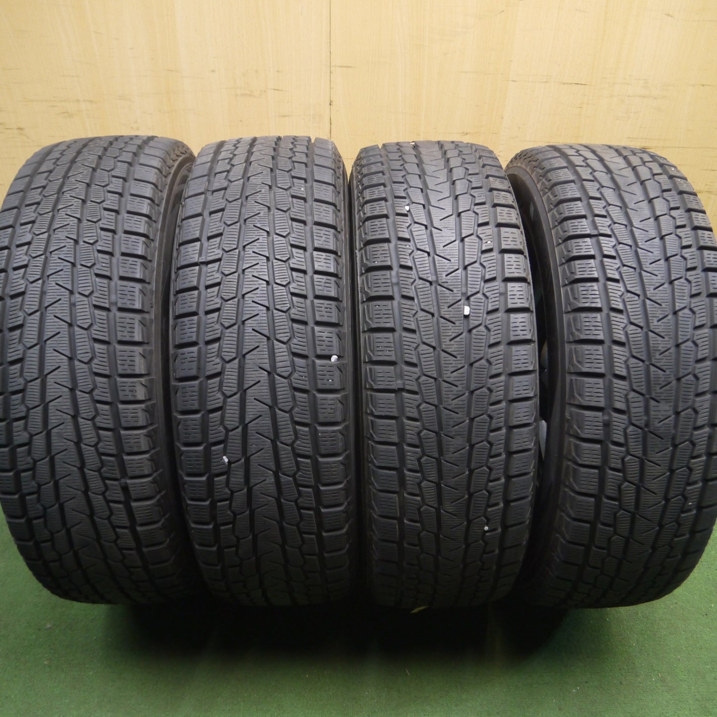 *送料無料* バリ溝！20年！キレイ！9.5分★スタッドレス 235/65R18 ヨコハマ アイスガード G075 MANARAY SPORT マナレイ 18インチ PCD114.3/5H★4020606Hス