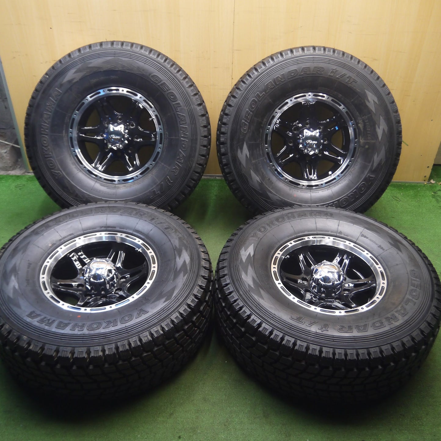 [送料無料]未使用★ハマー H2 等 315/75R16 ヨコハマ ジオランダー i/T G072 Pacer 16インチ PCD165.1/8H★3100702クス