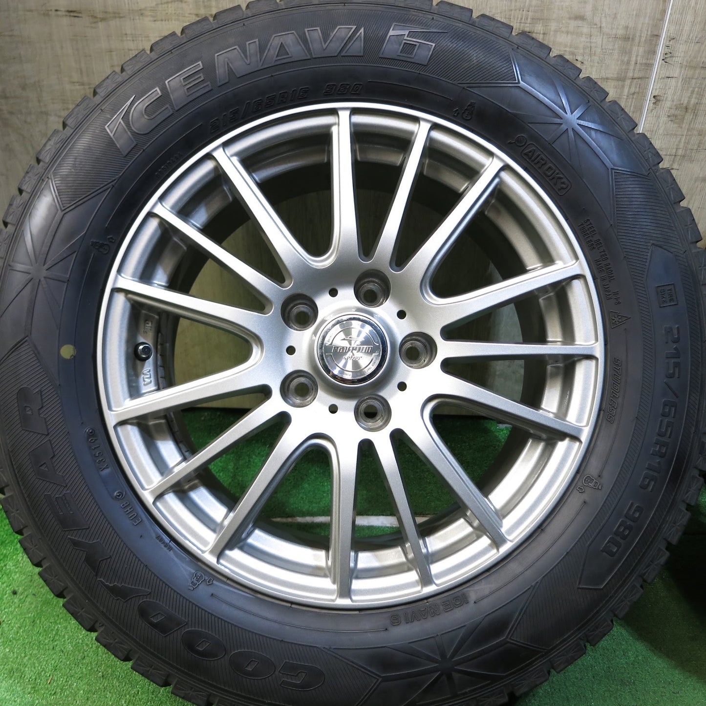 [送料無料]バリ溝！19年！キレイ！9分★スタッドレス 215/65R16 グッドイヤー アイスナビ6 ravrion selzer ラブリオン 16インチ PCD114.3/5H★3042807Hス