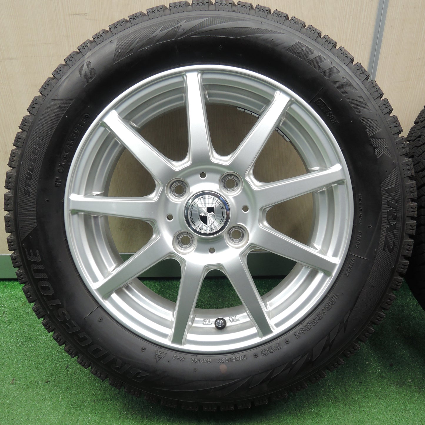 *送料無料*バリ溝！キレイ！9.5分★スタッドレス 165/65R14 ブリヂストン ブリザック VRX2 GMach 14インチ PCD100/4H★3120503NJス