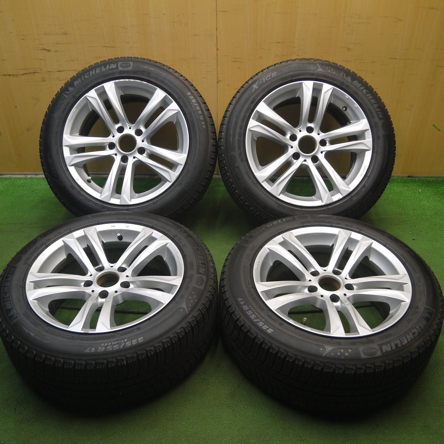 [送料無料]バリ溝！9分★BMW 等 MAK 225/55R17 スタッドレス ミシュラン X-ICE XI3 17インチ PCD120/5H★3080701Hス