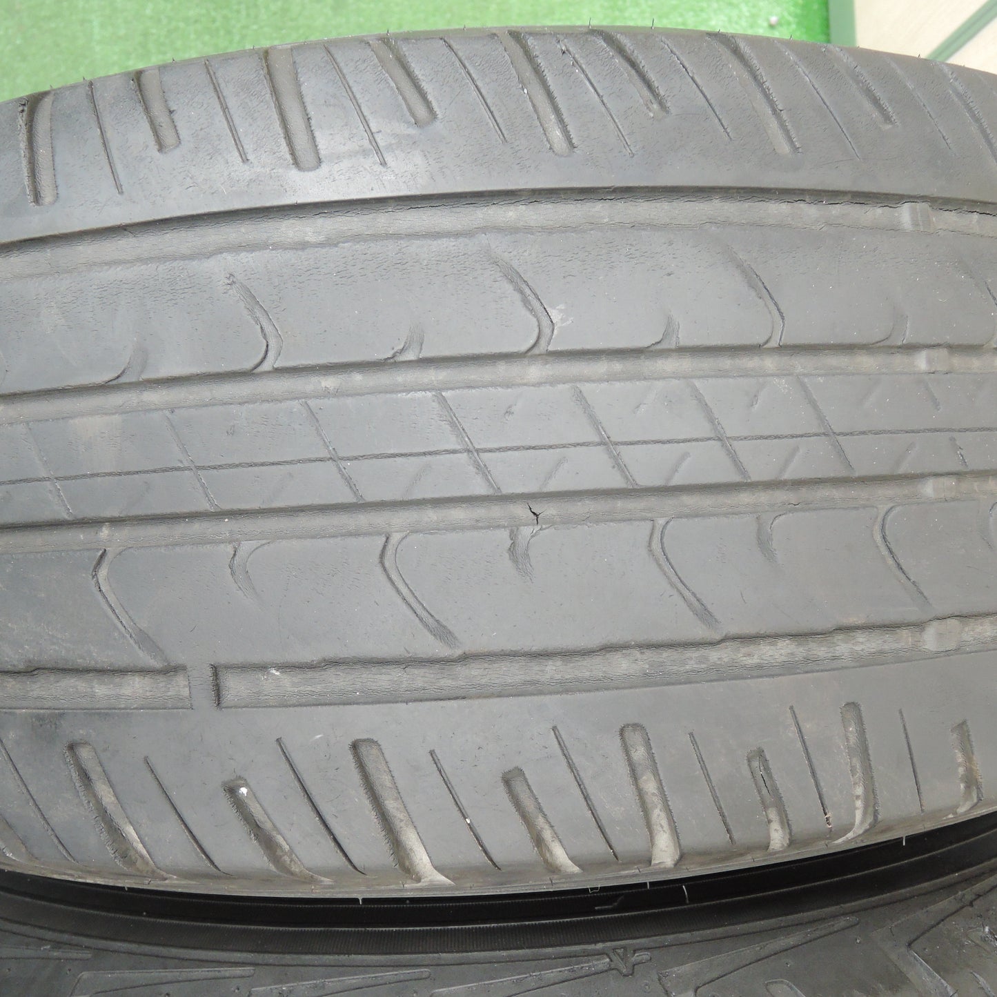 *送料無料*キレイ★トヨタ ハイラックス サーフ 純正 265/70R16 グッドイヤー EfficientGrip SUV HP01 16インチ PCD139.7/6H★3111710TNノ