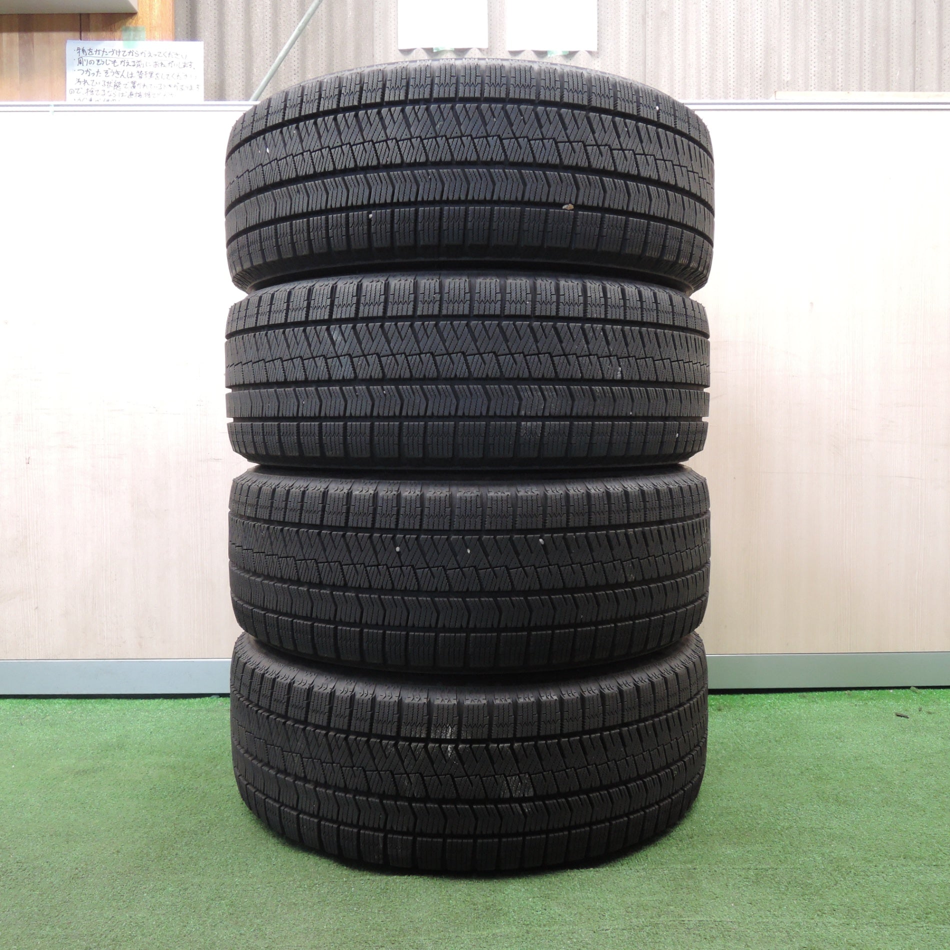 ☆送料込☆8分山以上☆ブリヂストン ブリザック VRX2 おおきかっ 225/50R17