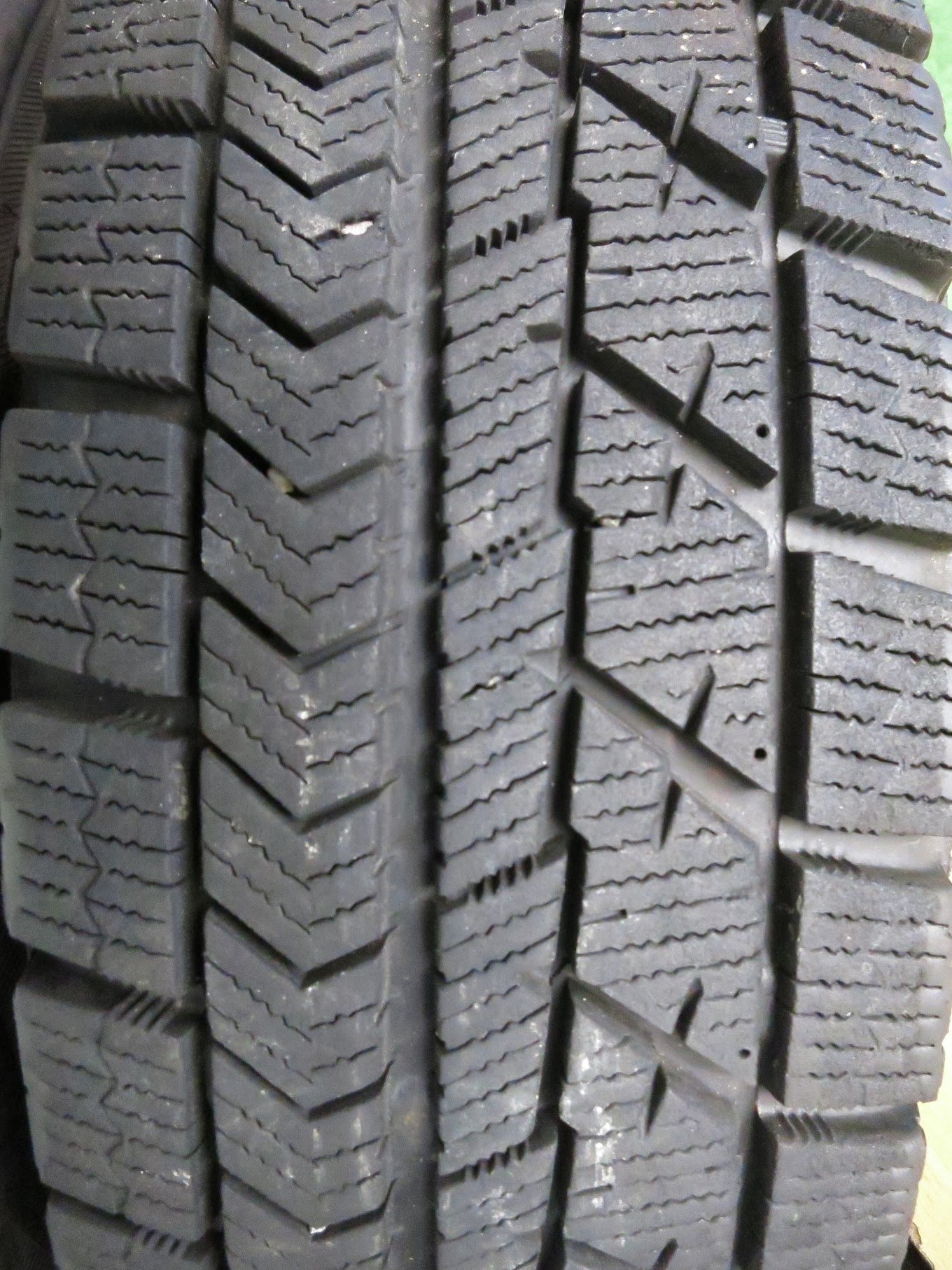 [送料無料]4本価格！20年★スタッドレス 145/80R13 ブリヂストン ブリザック VRX スチール ホイール 13インチ PCD 100 110 114.3/4H マルチ★2122601Hス