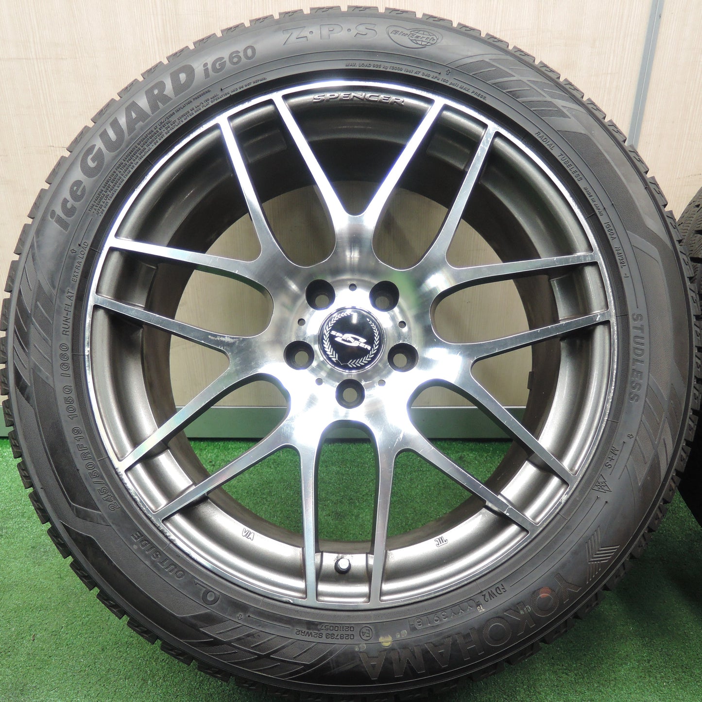 *送料無料*バリ溝！9.5分★BMW等 SPENCER 245/50R19 スタッドレス ヨコハマ アイスガード iG60 RFT スペンサー 19インチ PCD112/5H★3120115TNス