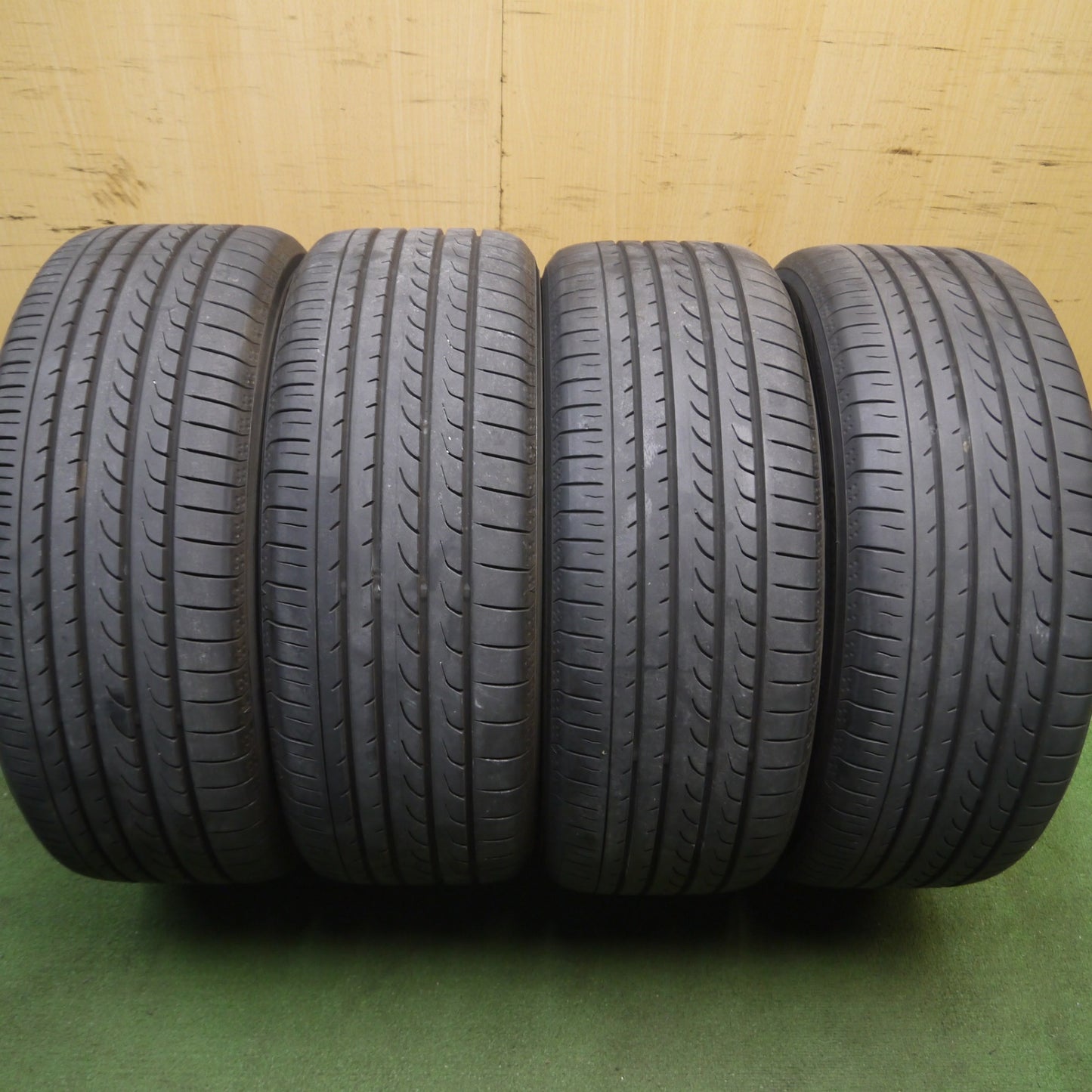 *送料無料* バリ溝！20年！キレイ！9.5分★G.Speed 215/50R17 ヨコハマ ブルーアース RV-02  Gスピード 17インチ PCD114.3/5H★4031101Hノ