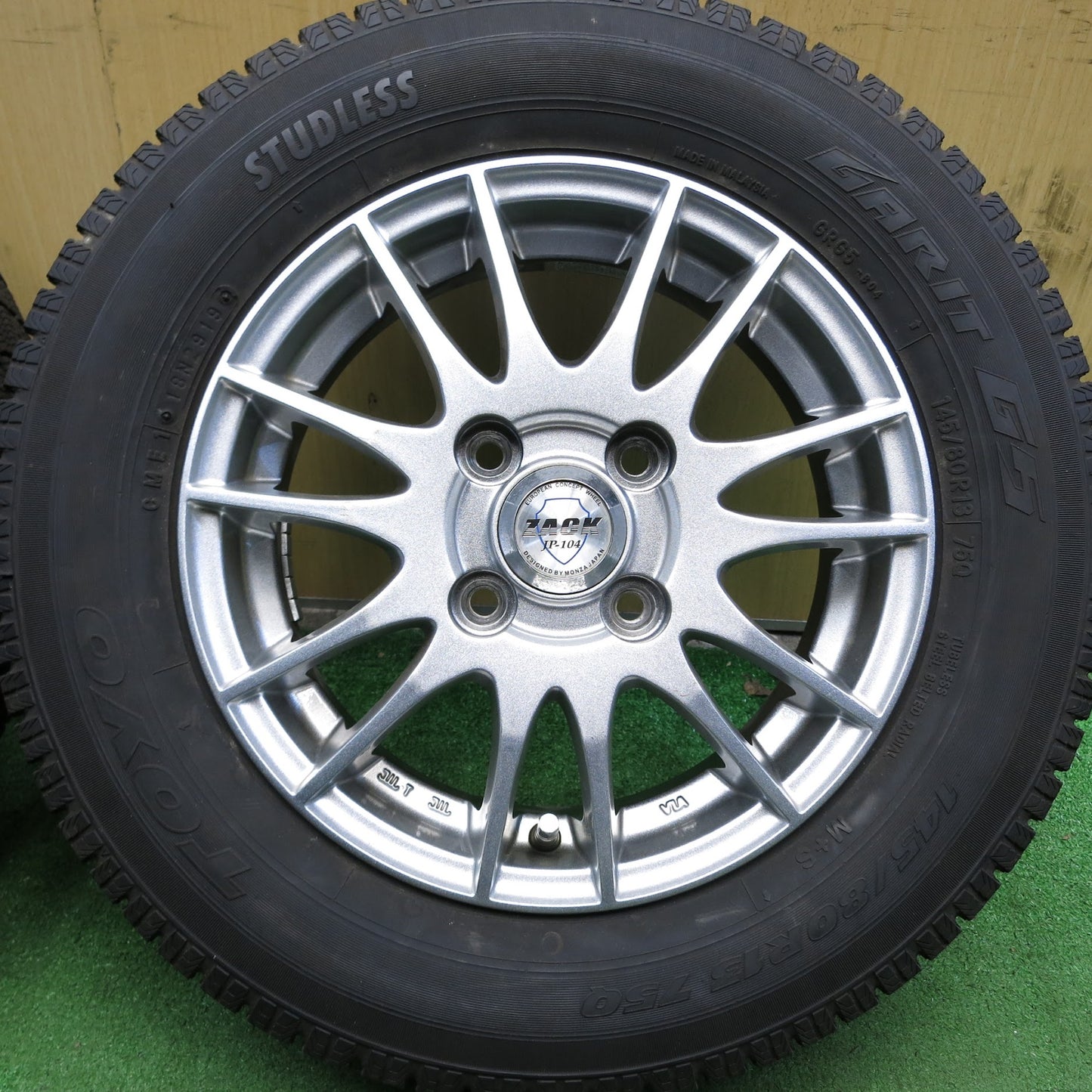 [送料無料]バリ溝！19年！キレイ！8.5分★スタッドレス 145/80R13 トーヨー GARIT G5 ZACK JP-104 MONZA ザック モンツァ 13インチ PCD100/4H★3062309Hス