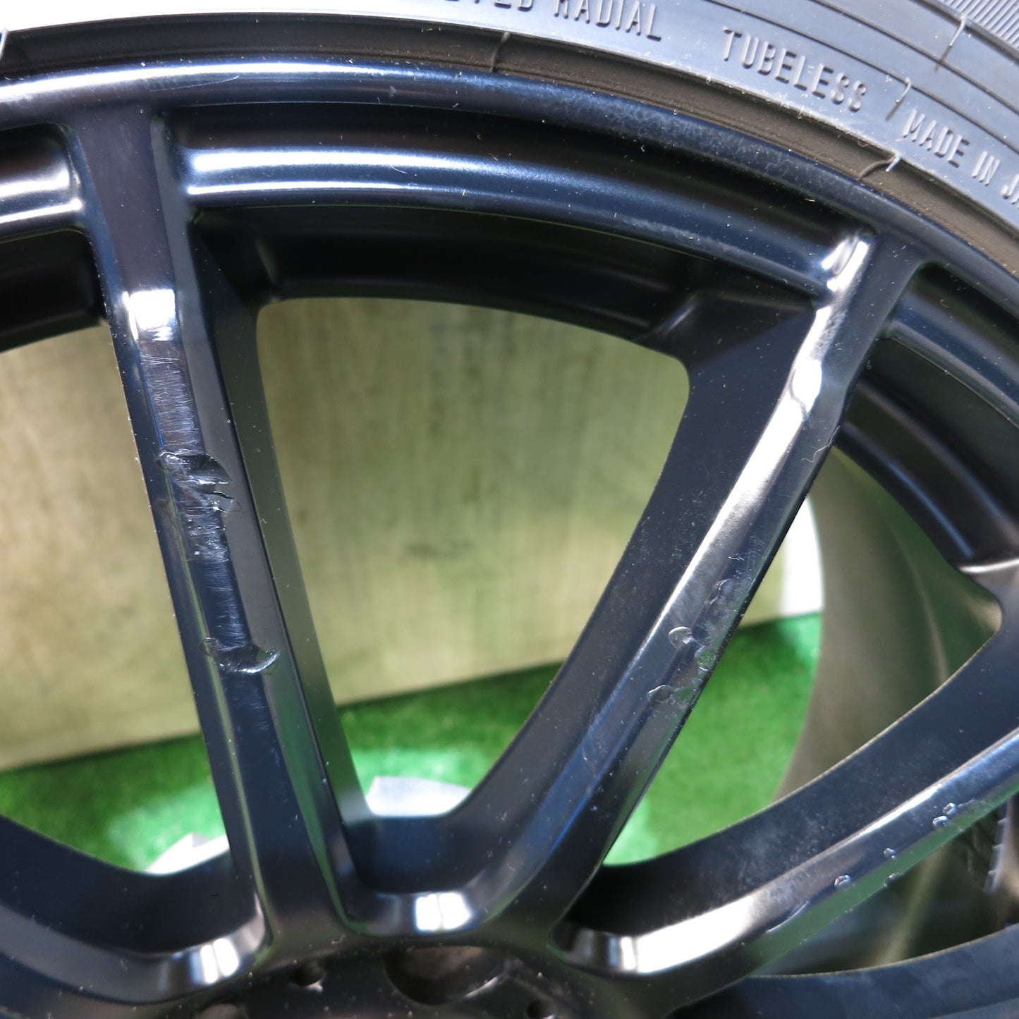 [送料無料]バリ溝！キレイ！9分★スタッドレス 225/45R18 ダンロップ ウインターマックス WM02 AXEL S アクセル 18インチ PCD114.3/5H★3051210Hス